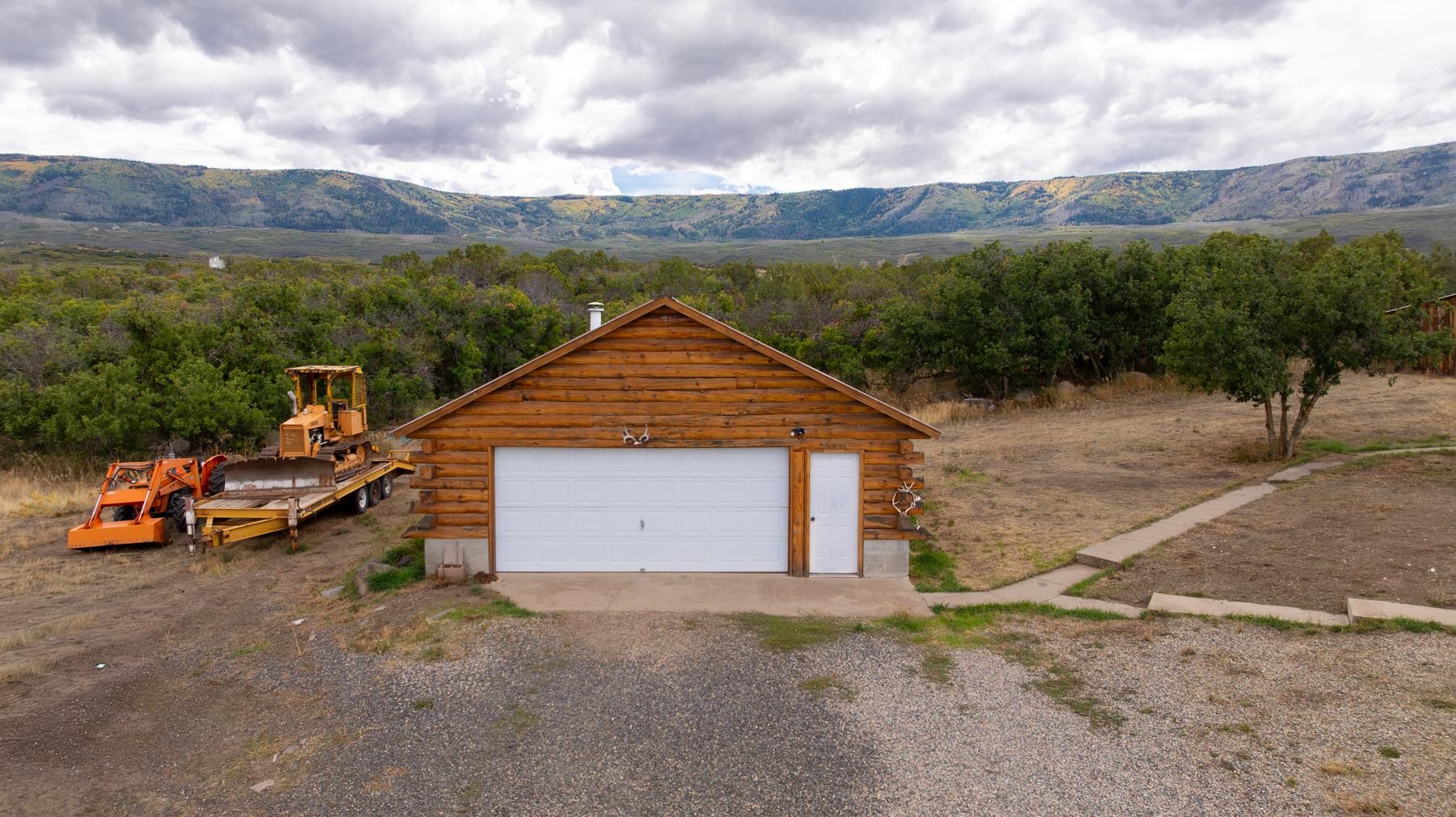 8194 Lone Eagle Road Property Photo 7