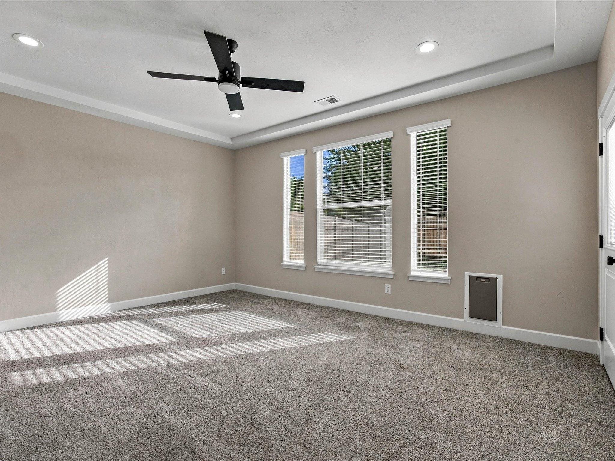680 Arran Way Property Photo 10