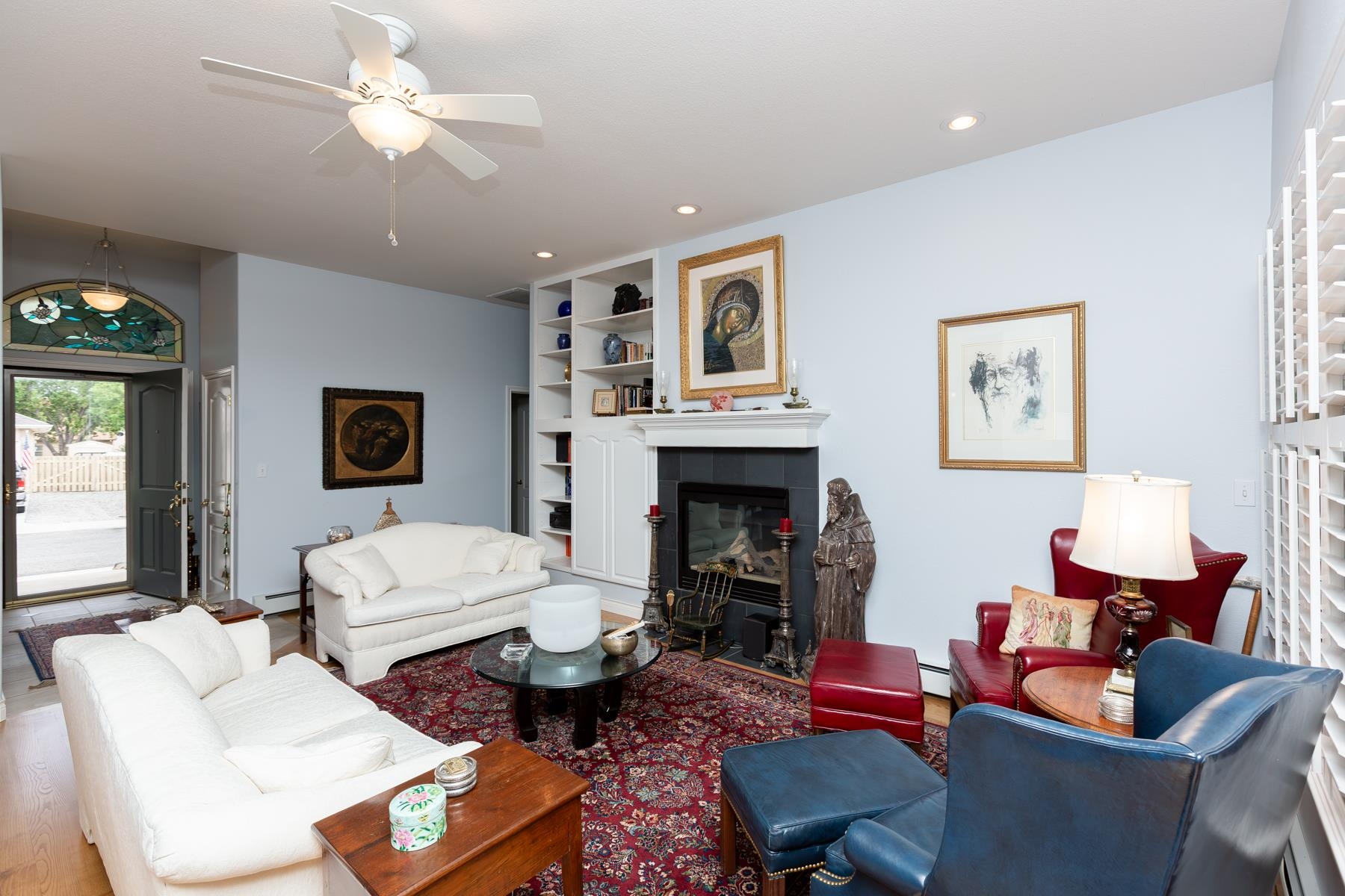 2326 Knoll Circle Property Photo 3