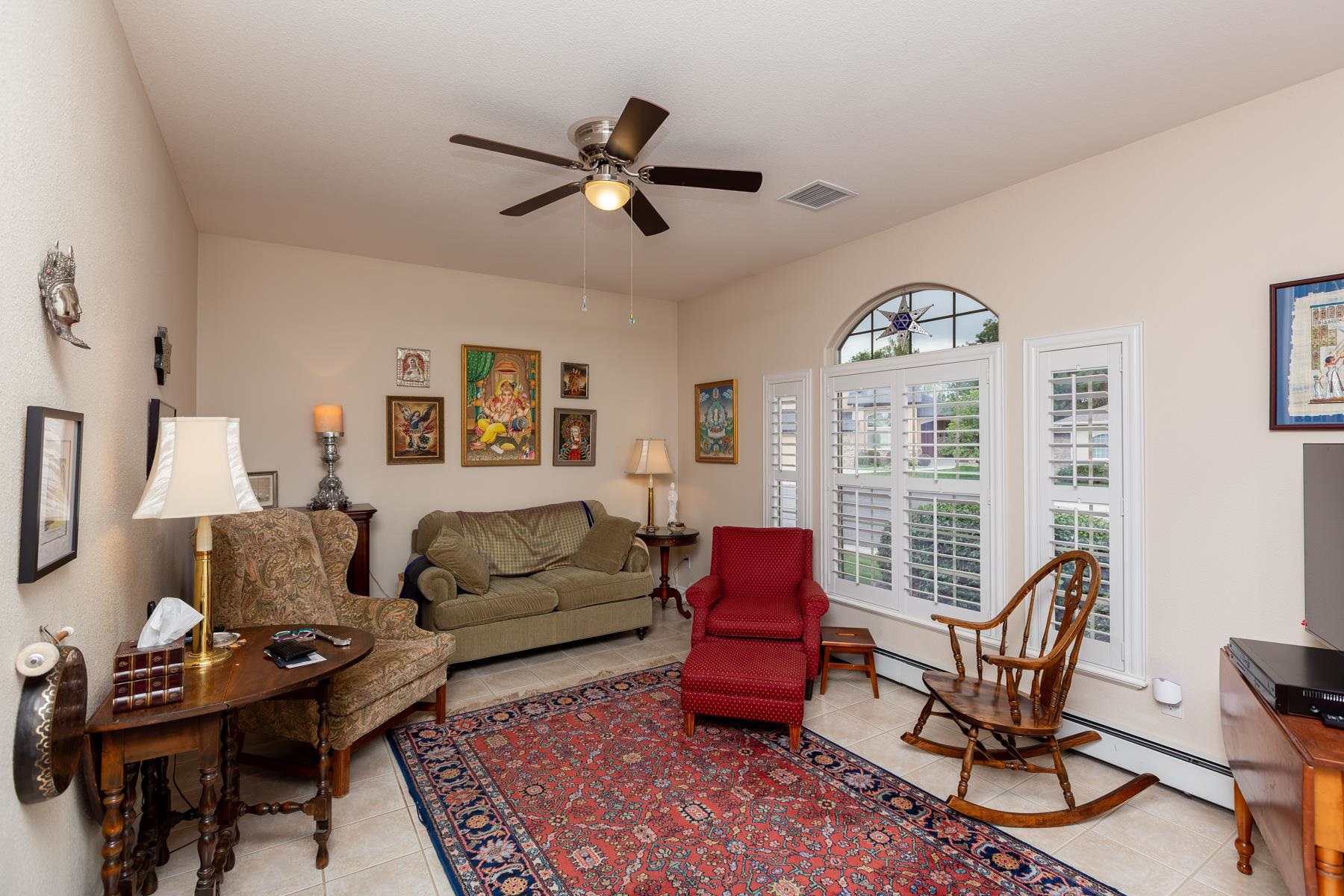 2326 Knoll Circle Property Photo 12