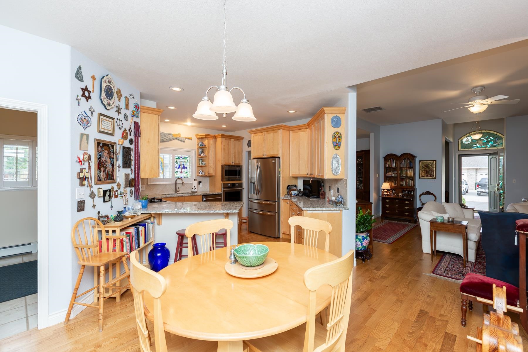 2326 Knoll Circle Property Photo 13