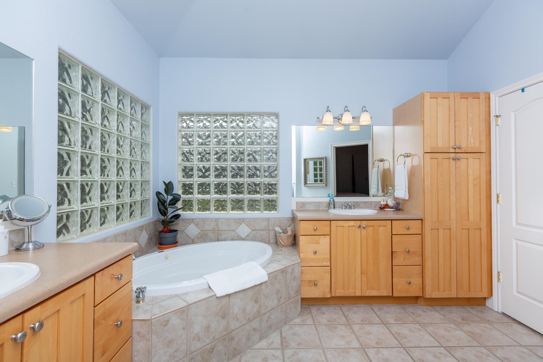 2326 Knoll Circle Property Photo 23