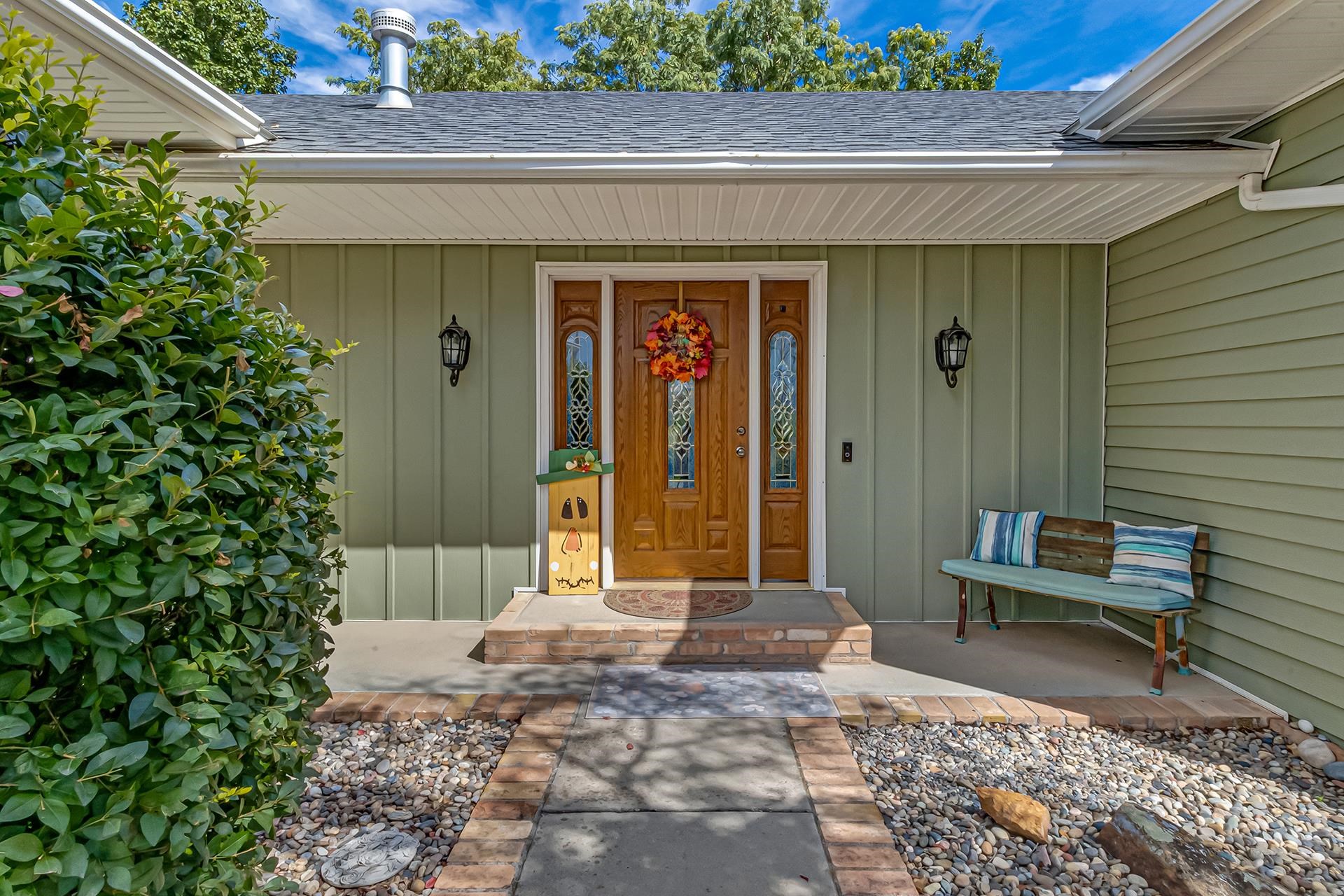 2580 I Road Property Photo 2