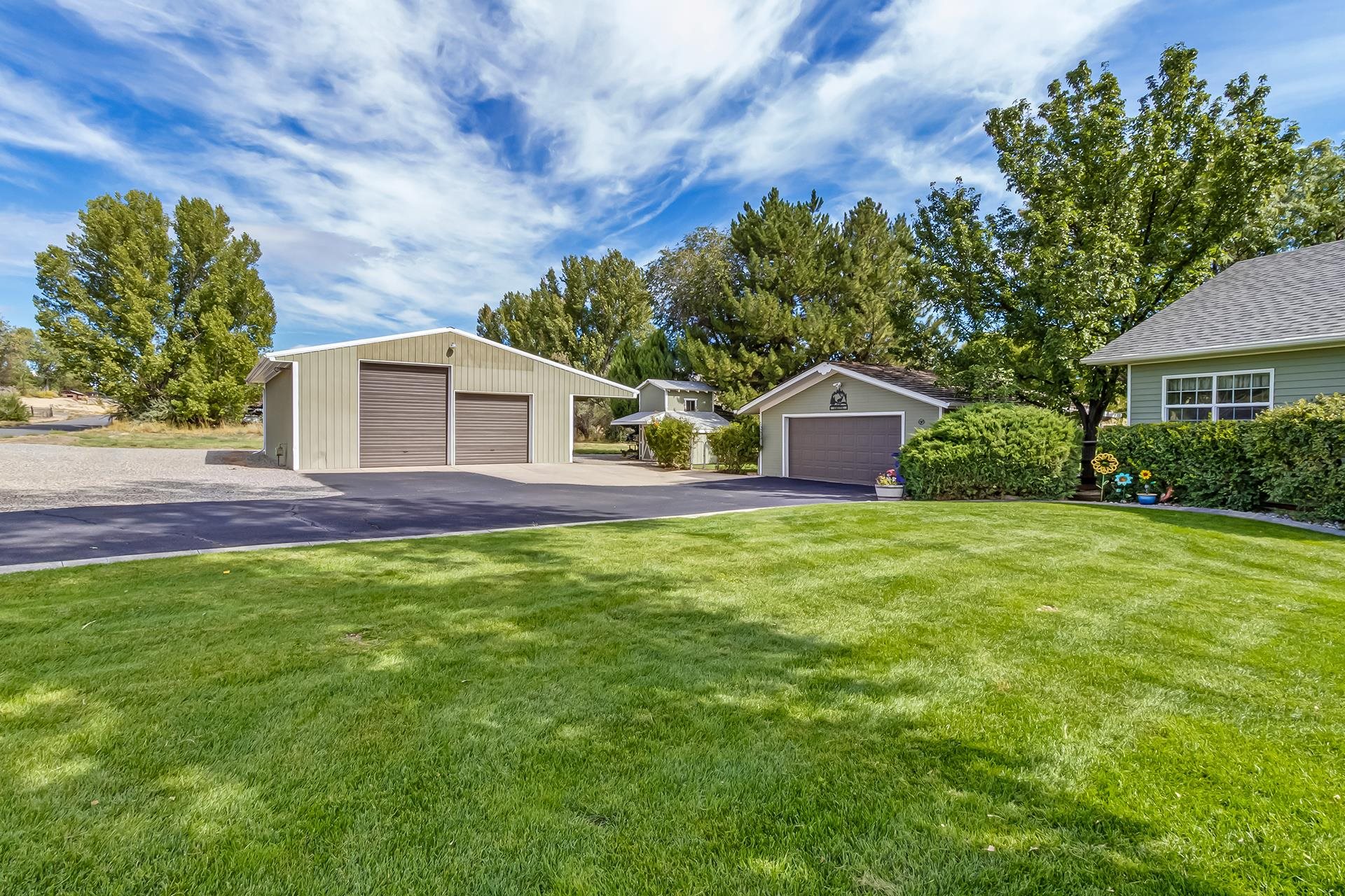 2580 I Road Property Photo 6