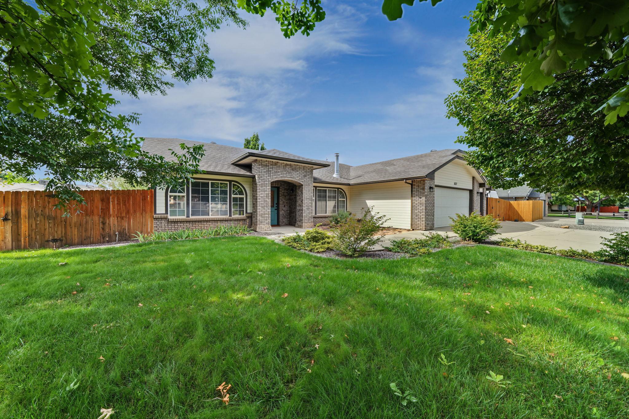 637 Silver Oak Drive