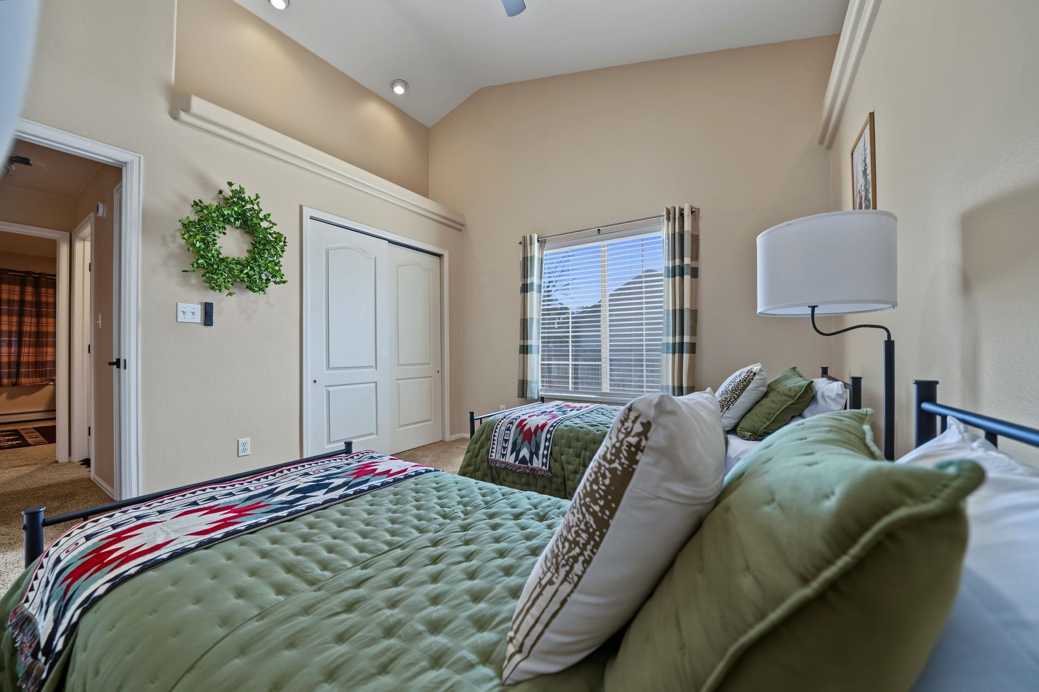 637 Silver Oak Drive Property Photo 19