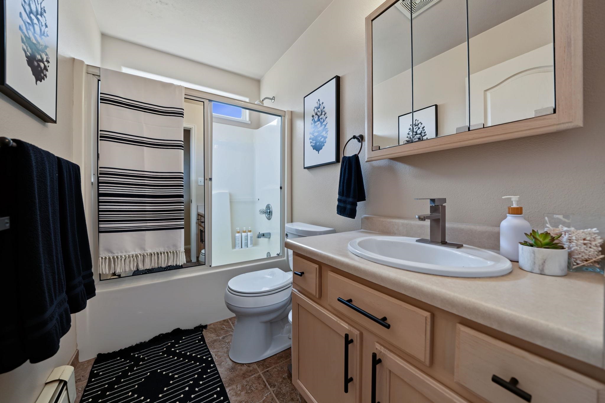 637 Silver Oak Drive Property Photo 20