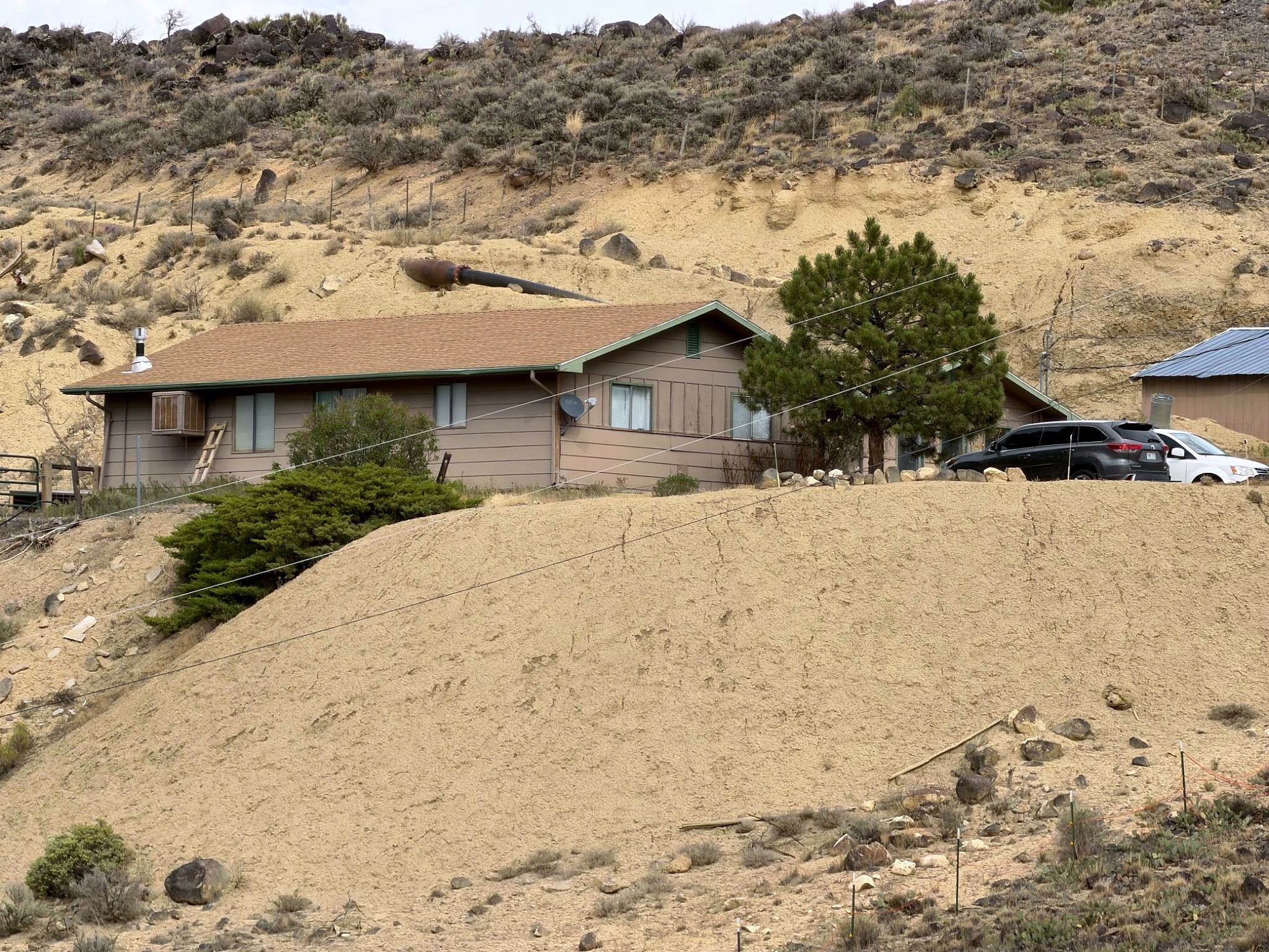 22563 Oatman Road Property Photo 2