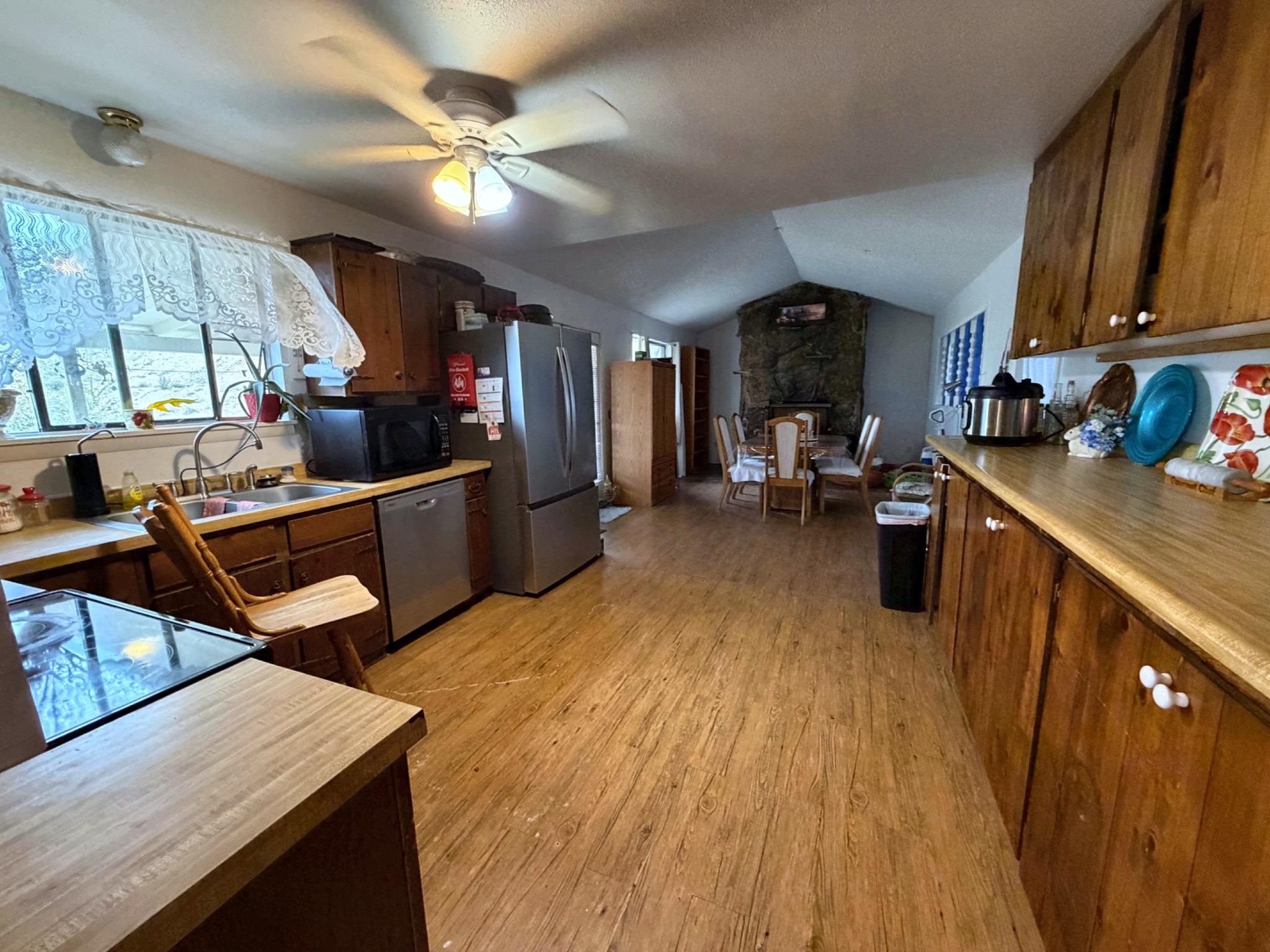 22563 Oatman Road Property Photo 6