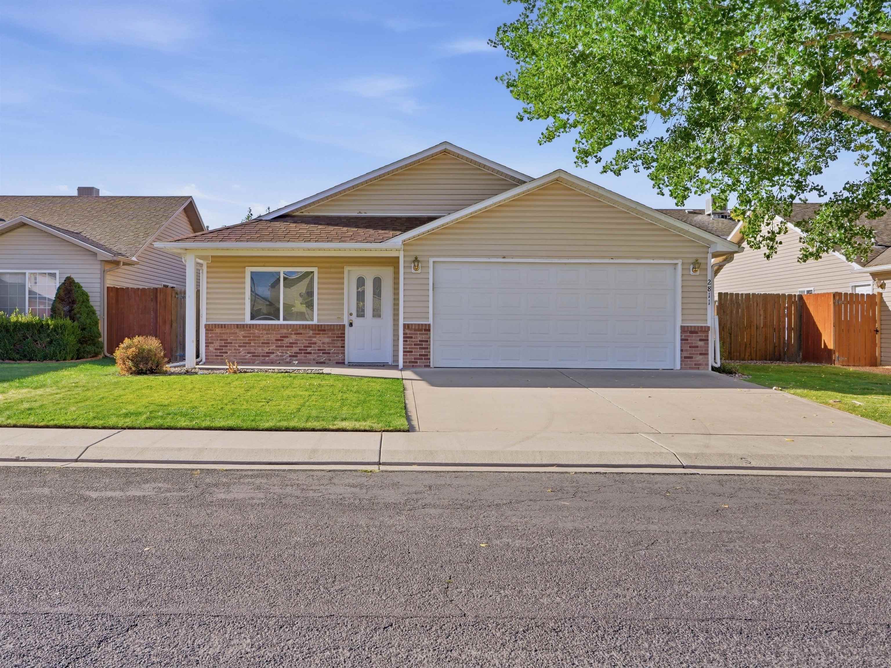 2811 Meade Court