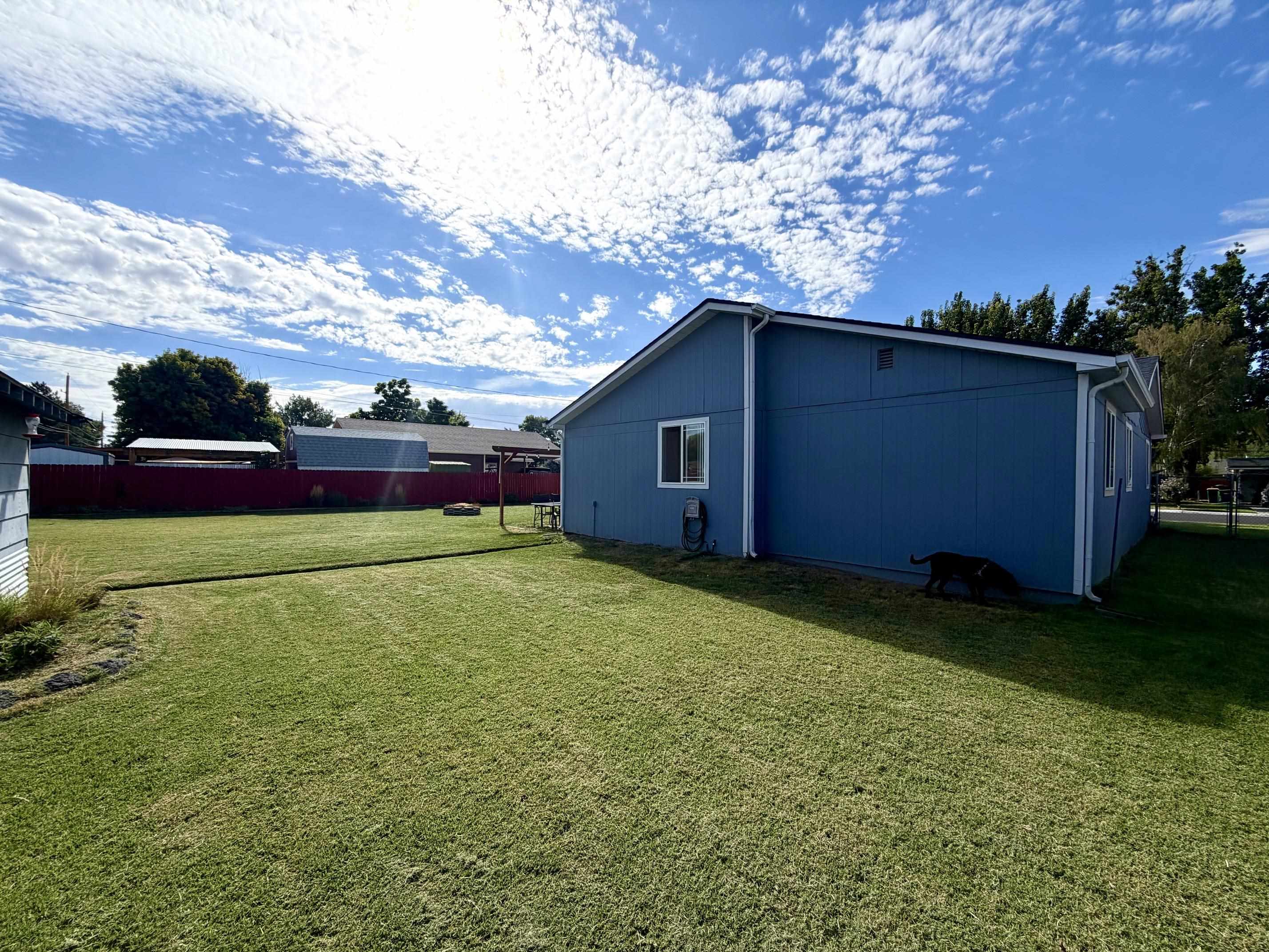 963 E Laura Avenue Property Photo 32
