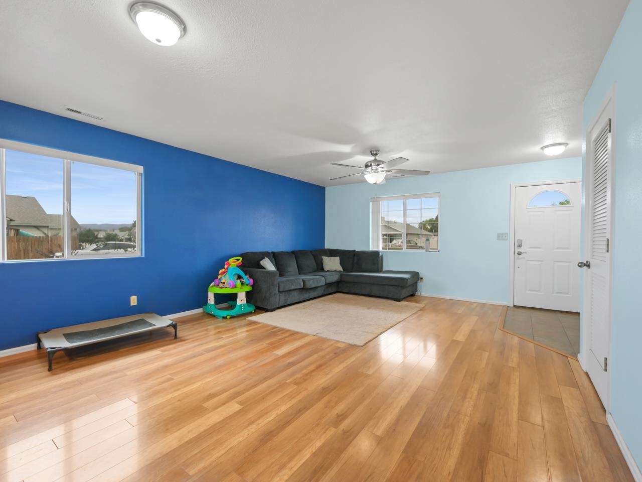 444 Pear Lane Property Photo 4