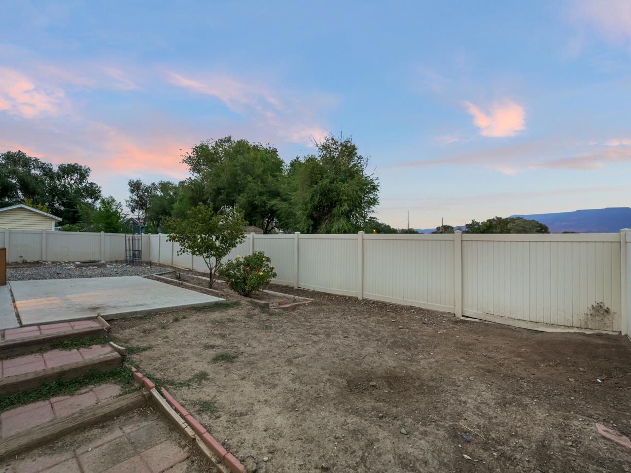 444 Pear Lane Property Photo 23