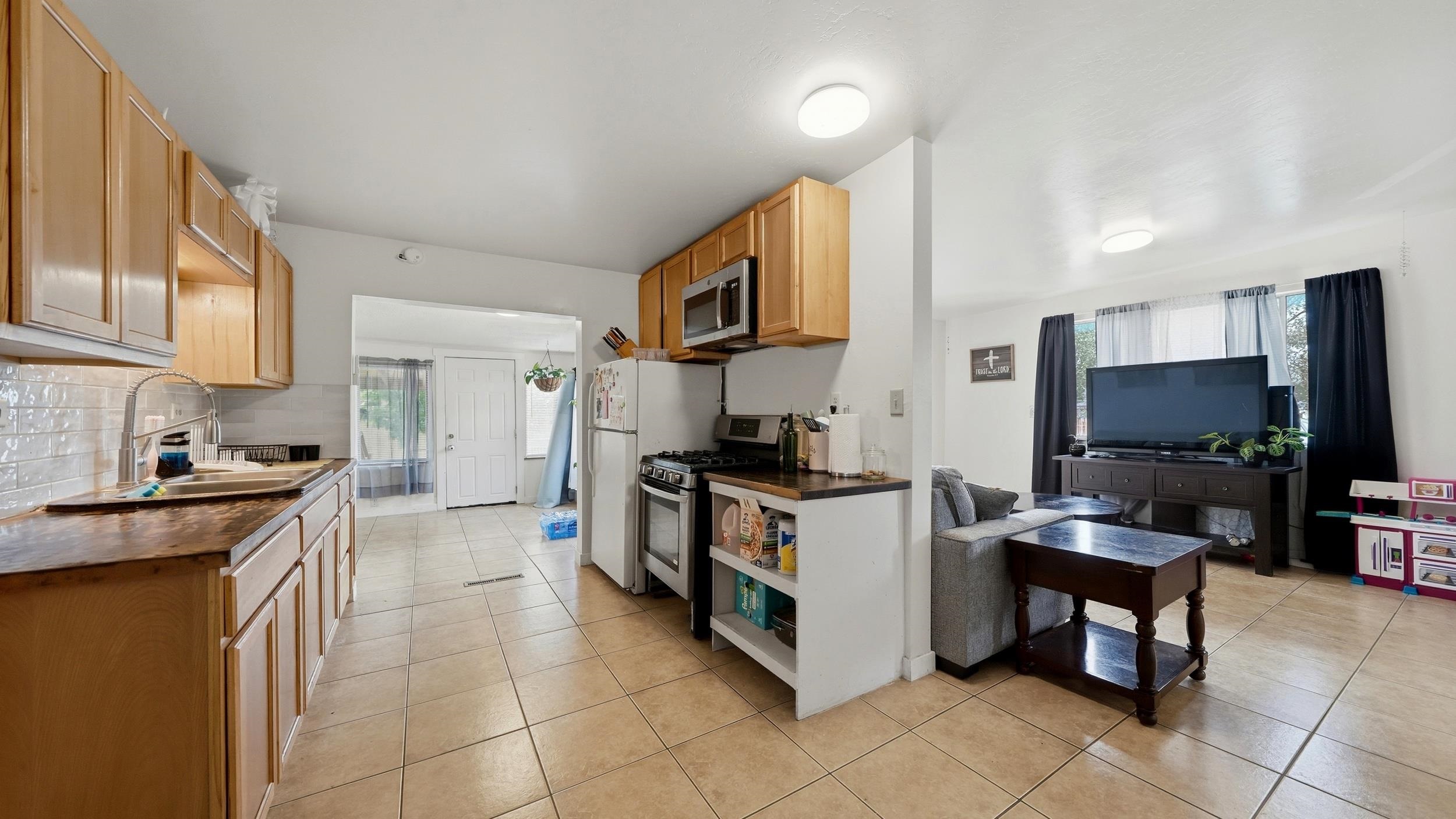 528 28 Road Property Photo 7