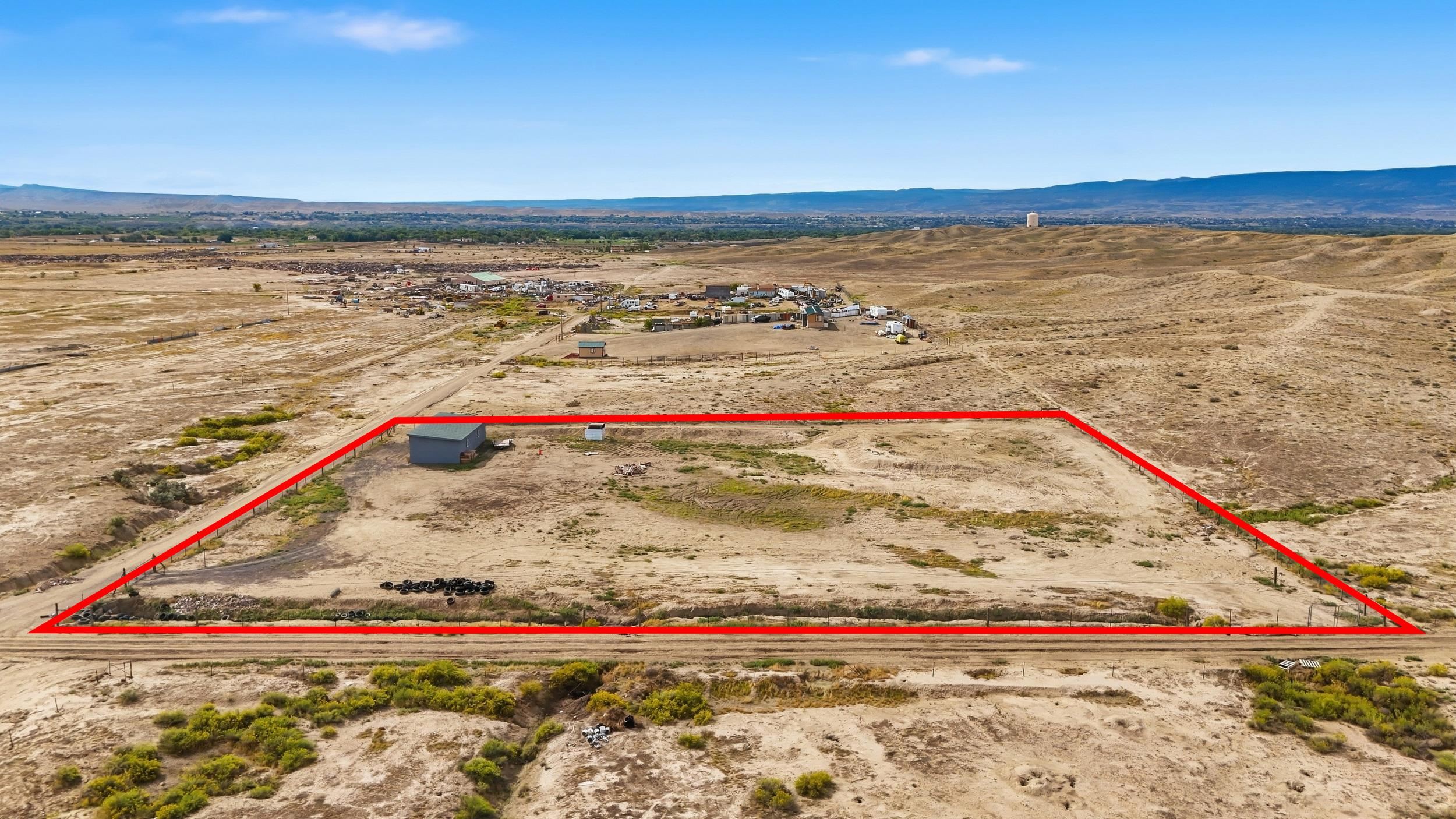 701 33 Road Property Photo 2