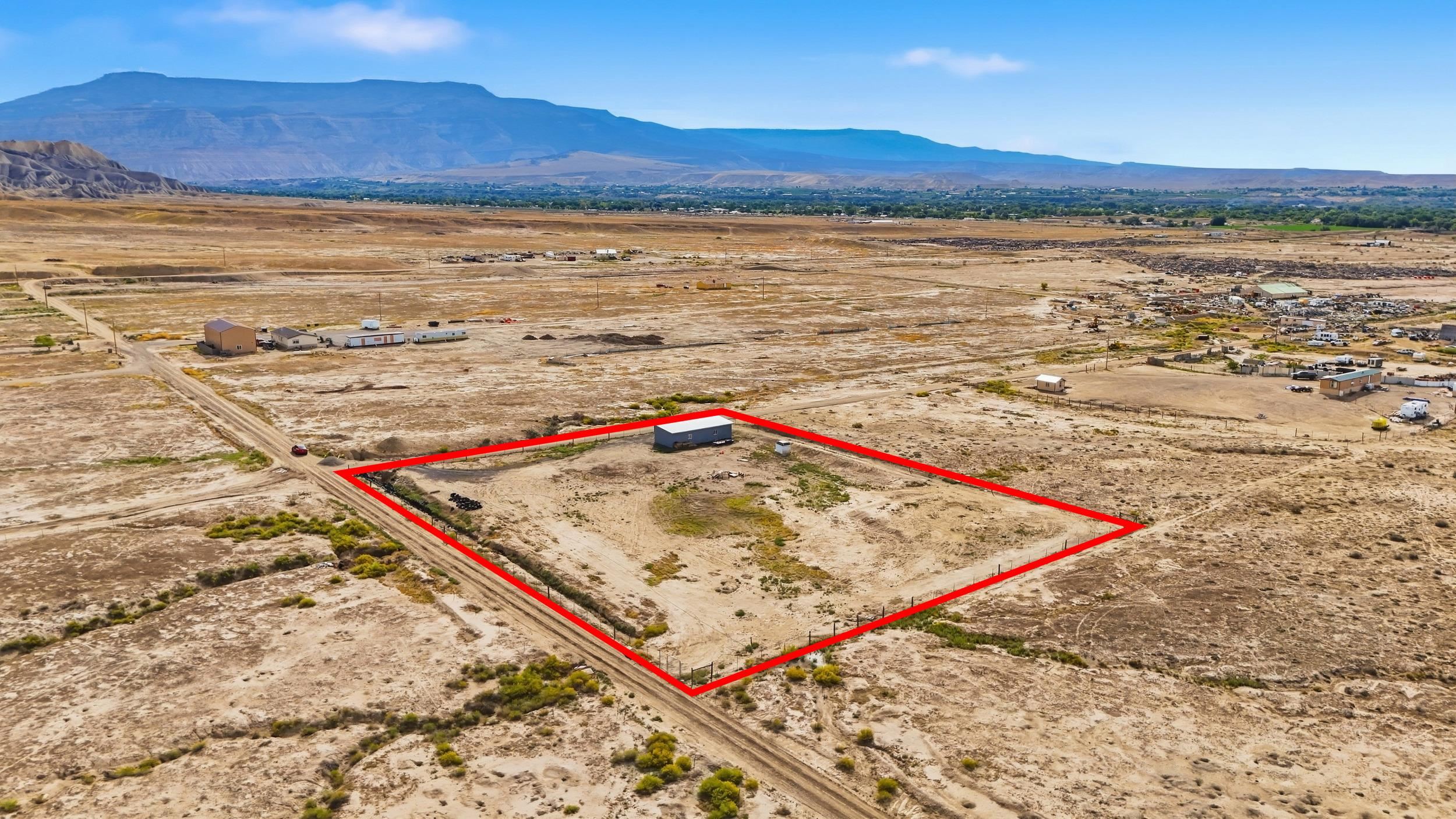 701 33 Road Property Photo 4