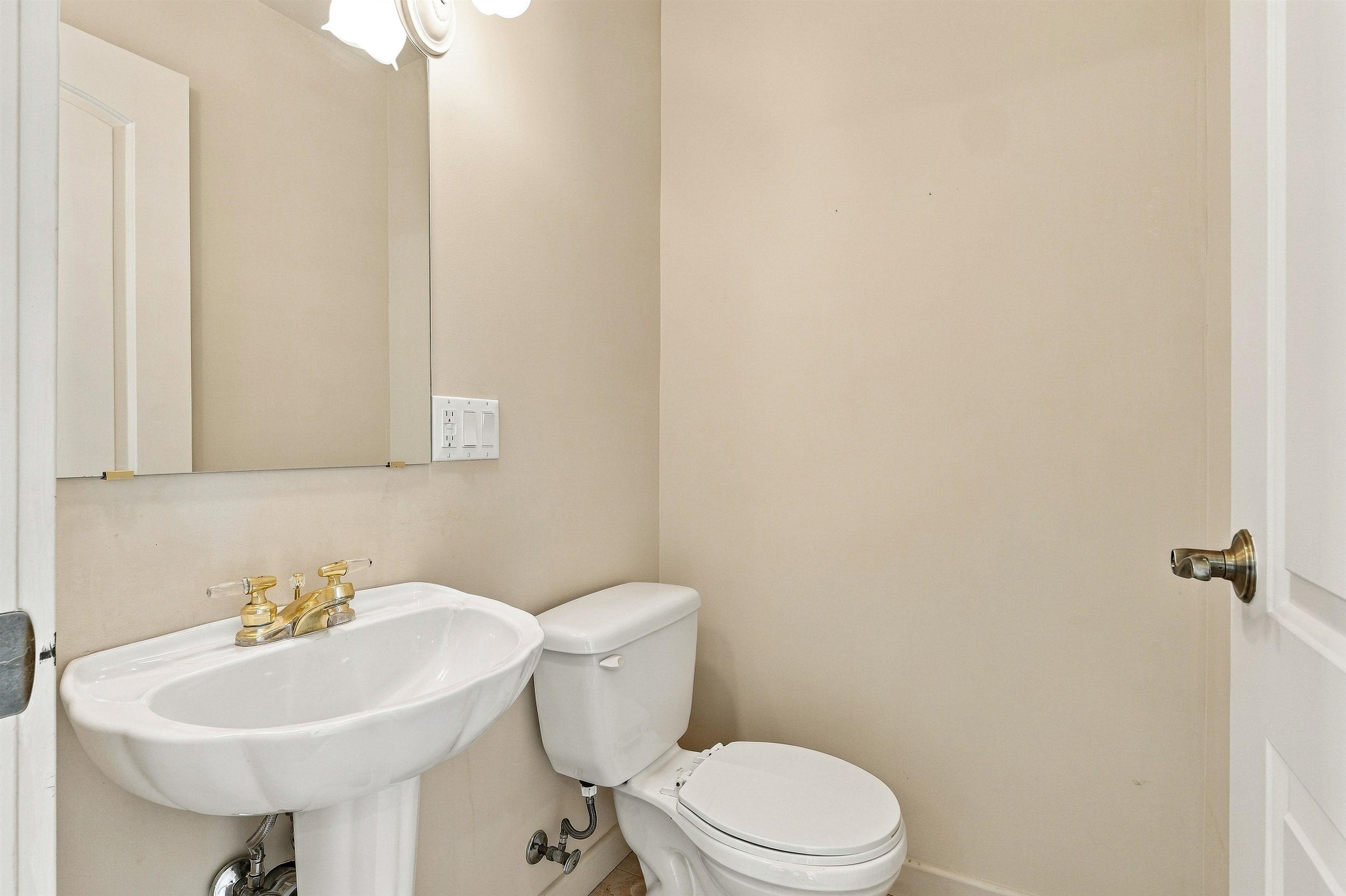317 Dakota Court Property Photo 27