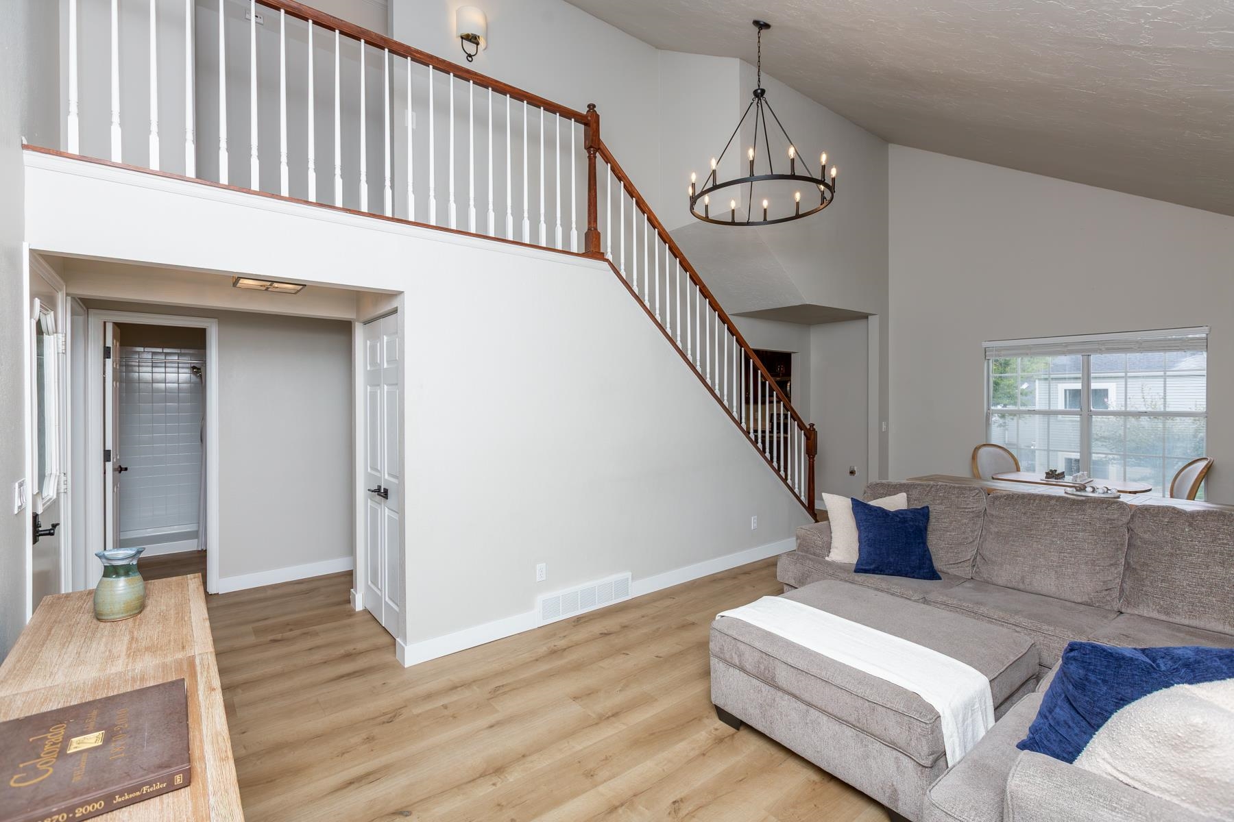15 Chardonnay Court Property Photo 3