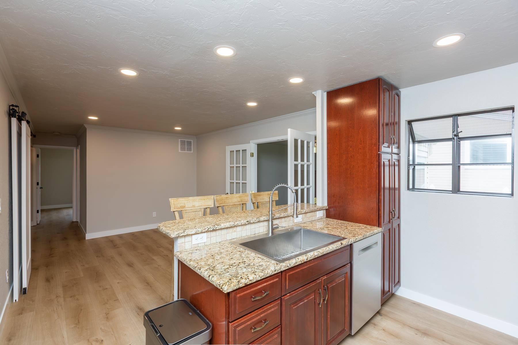 15 Chardonnay Court Property Photo 16