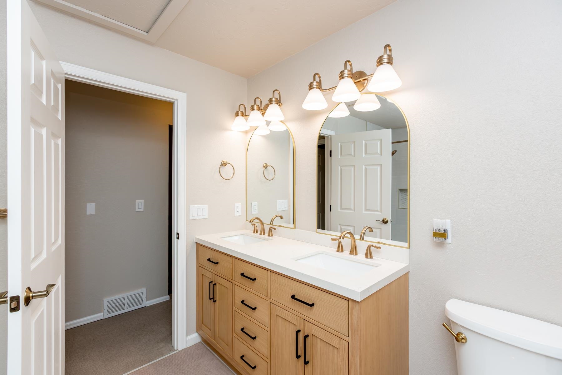 15 Chardonnay Court Property Photo 27