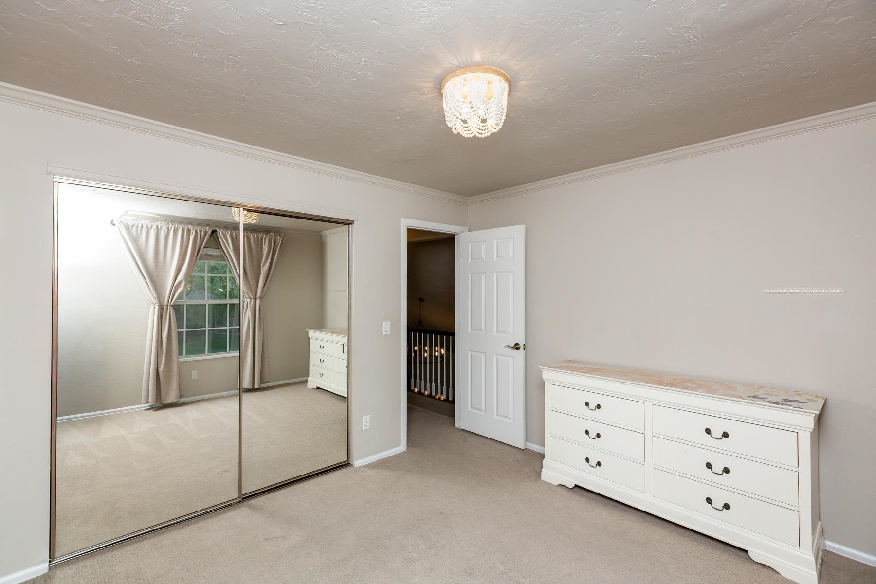 15 Chardonnay Court Property Photo 33