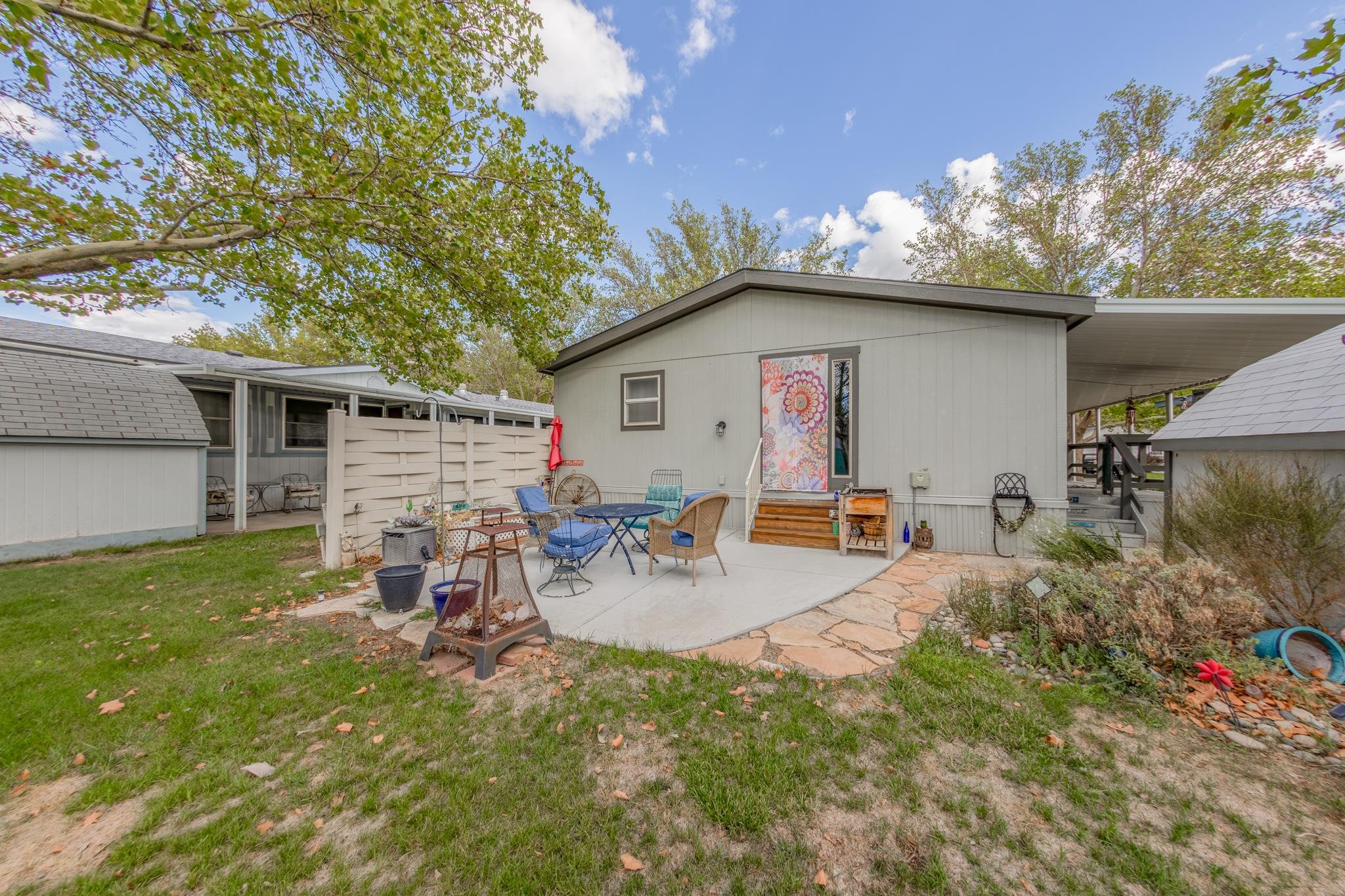 679 Brentwood Drive Property Photo 3