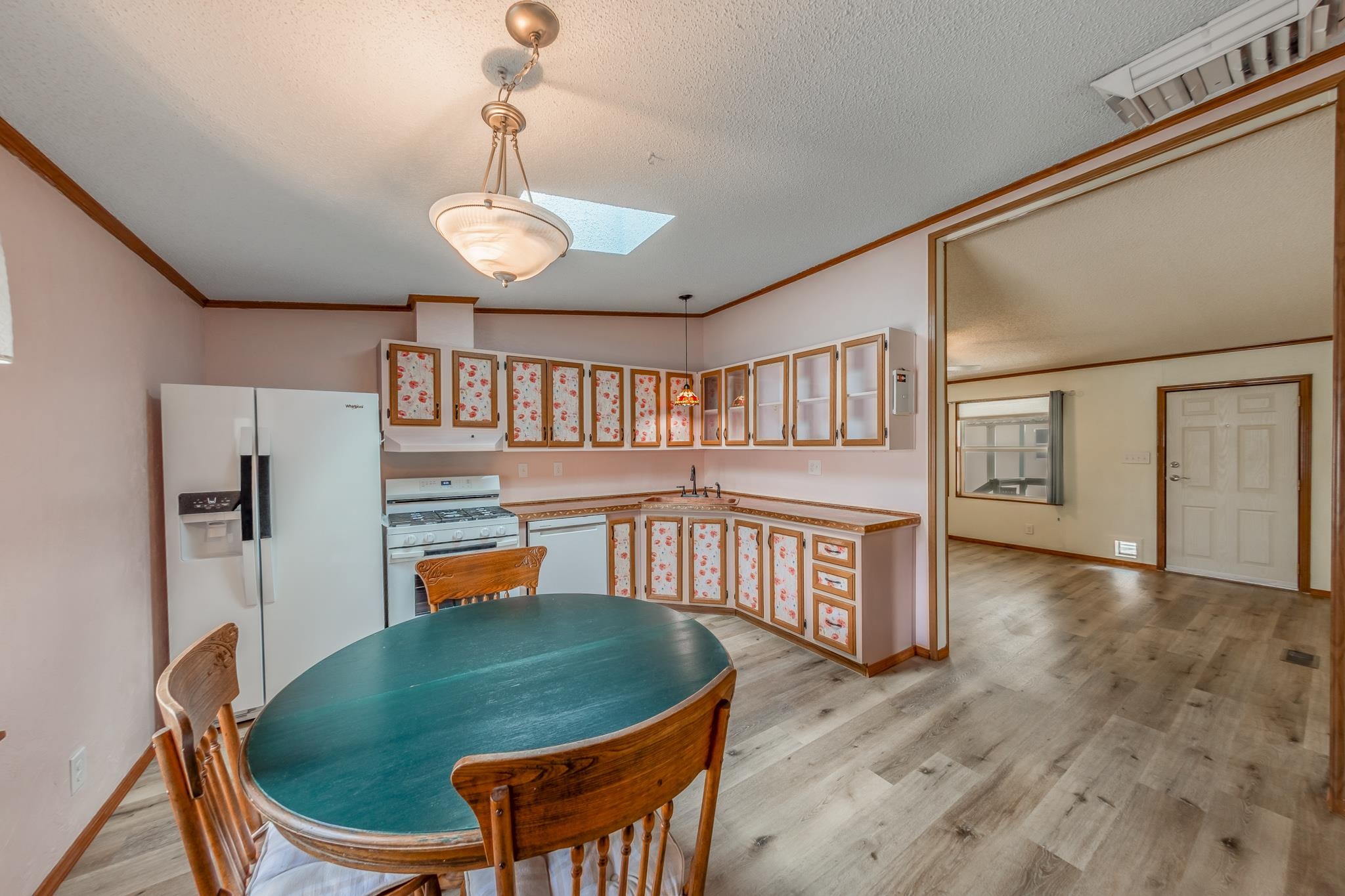 679 Brentwood Drive Property Photo 8