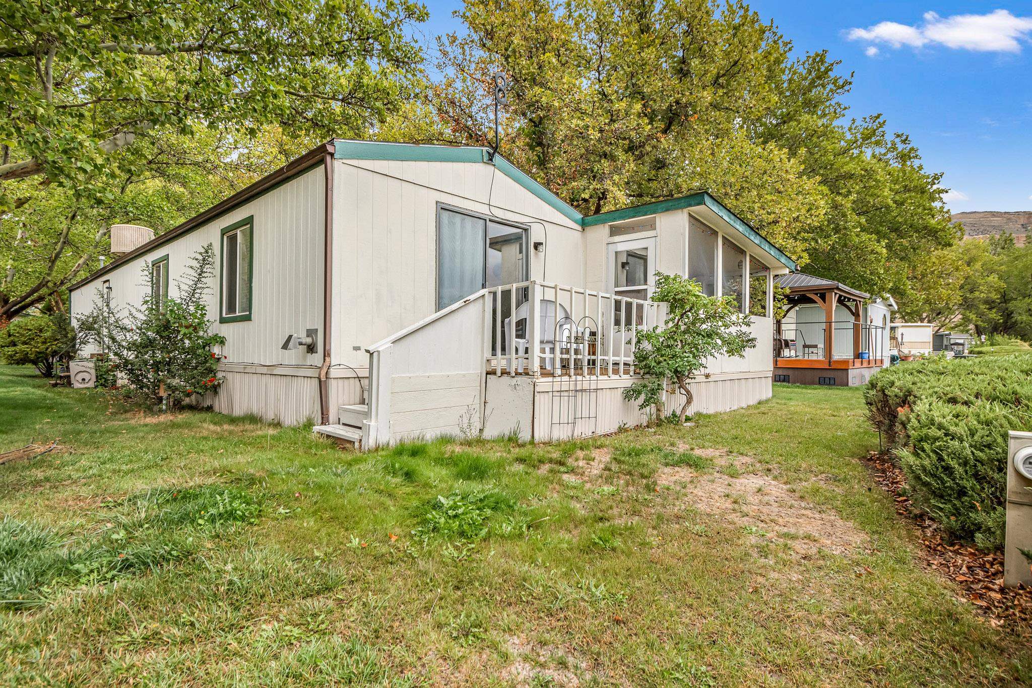 3781 Granada Drive Property Photo 4