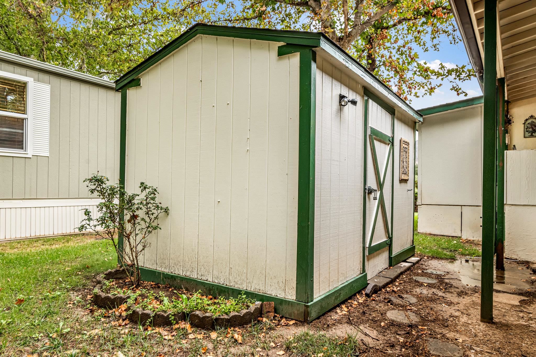 3781 Granada Drive Property Photo 9