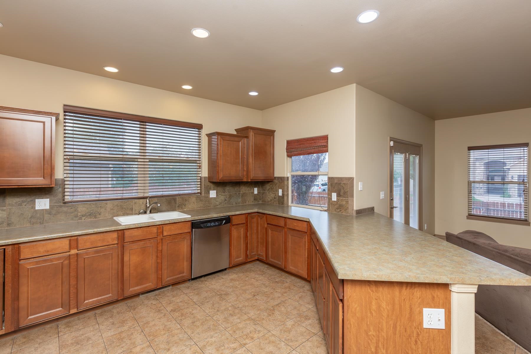 3153 Joey Lane Property Photo 10
