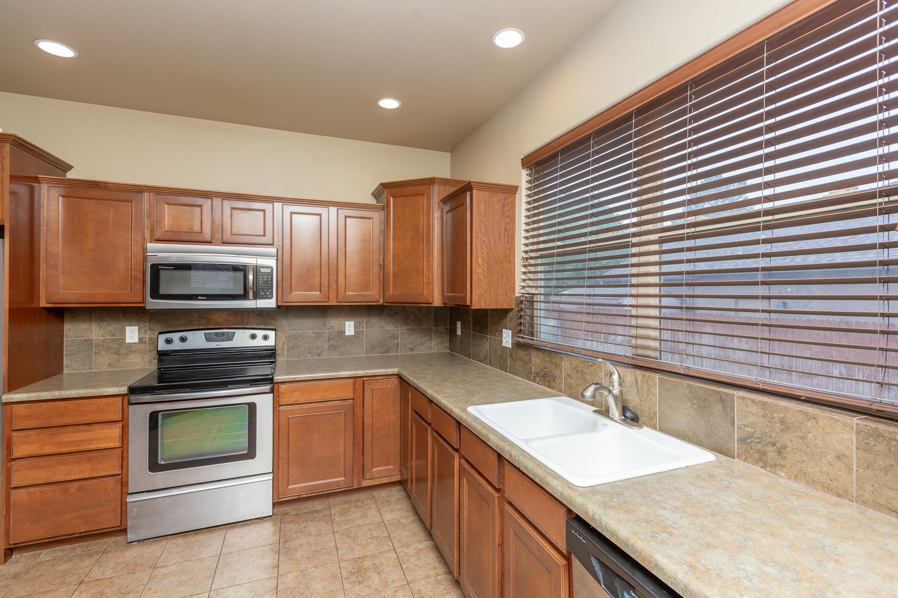 3153 Joey Lane Property Photo 11