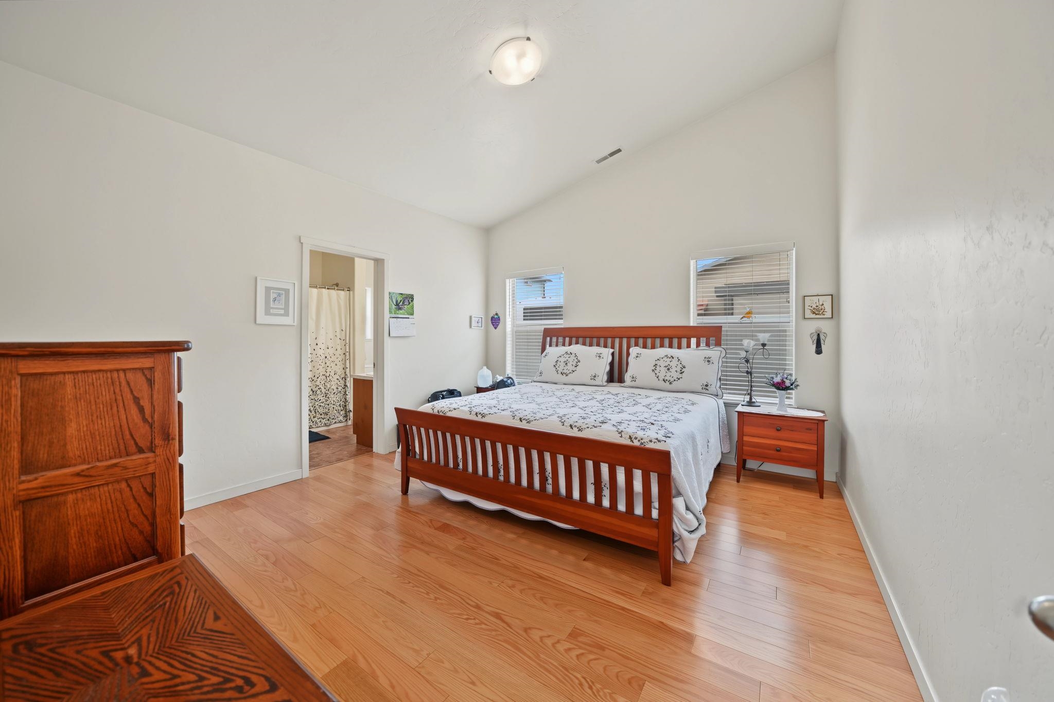 390 Blue River Drive Property Photo 12