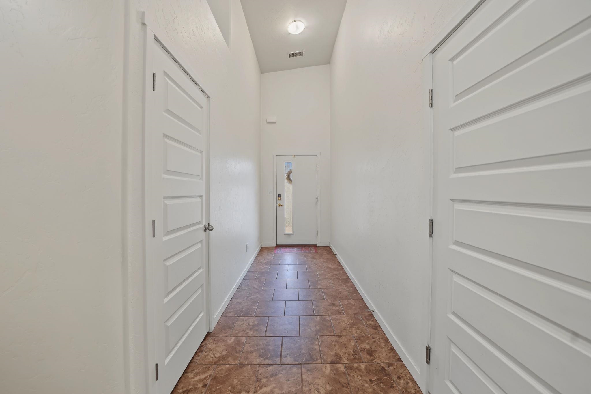 390 Blue River Drive Property Photo 17