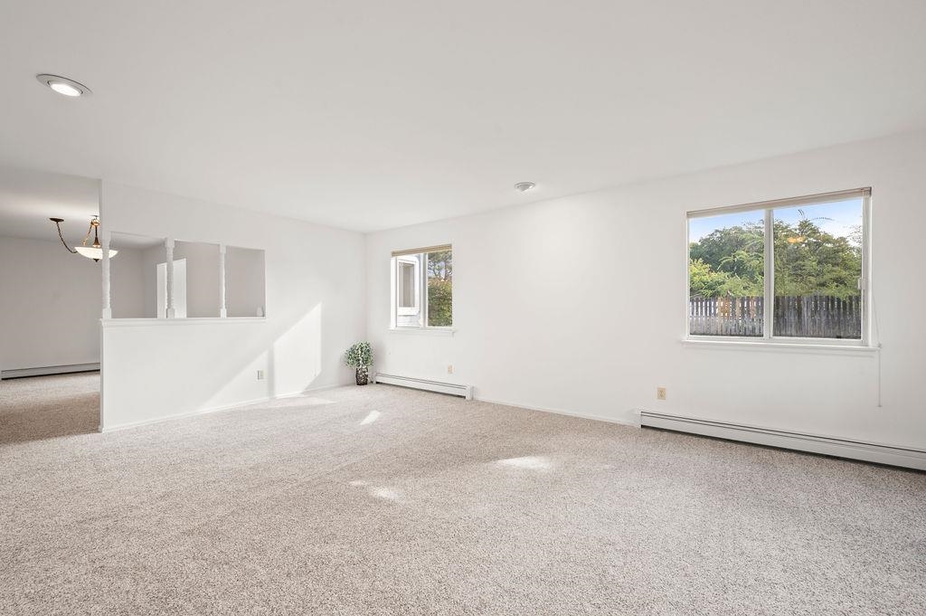 12 Rheims Court Property Photo 7