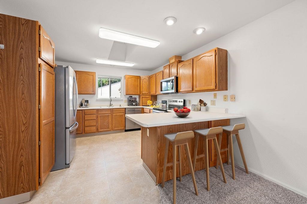 12 Rheims Court Property Photo 15
