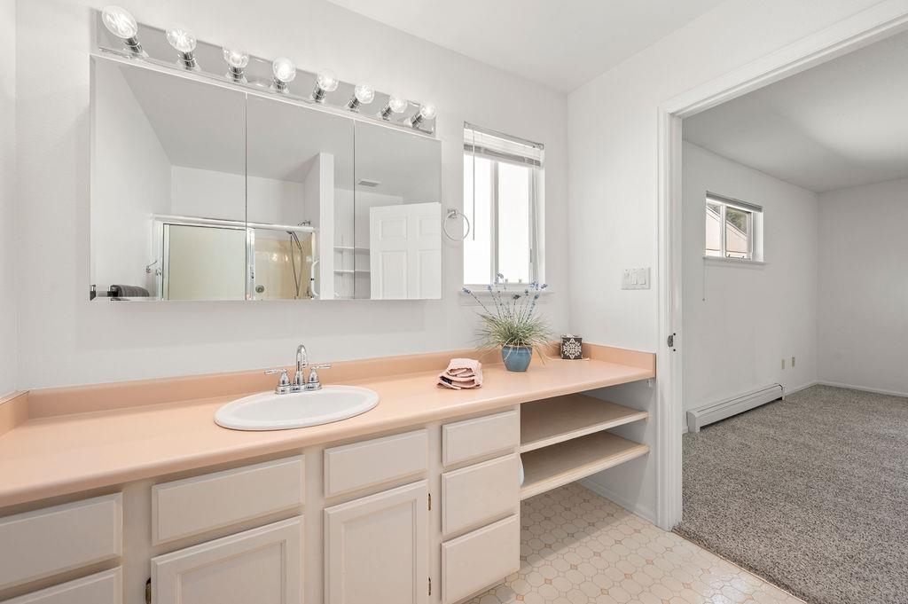 12 Rheims Court Property Photo 24