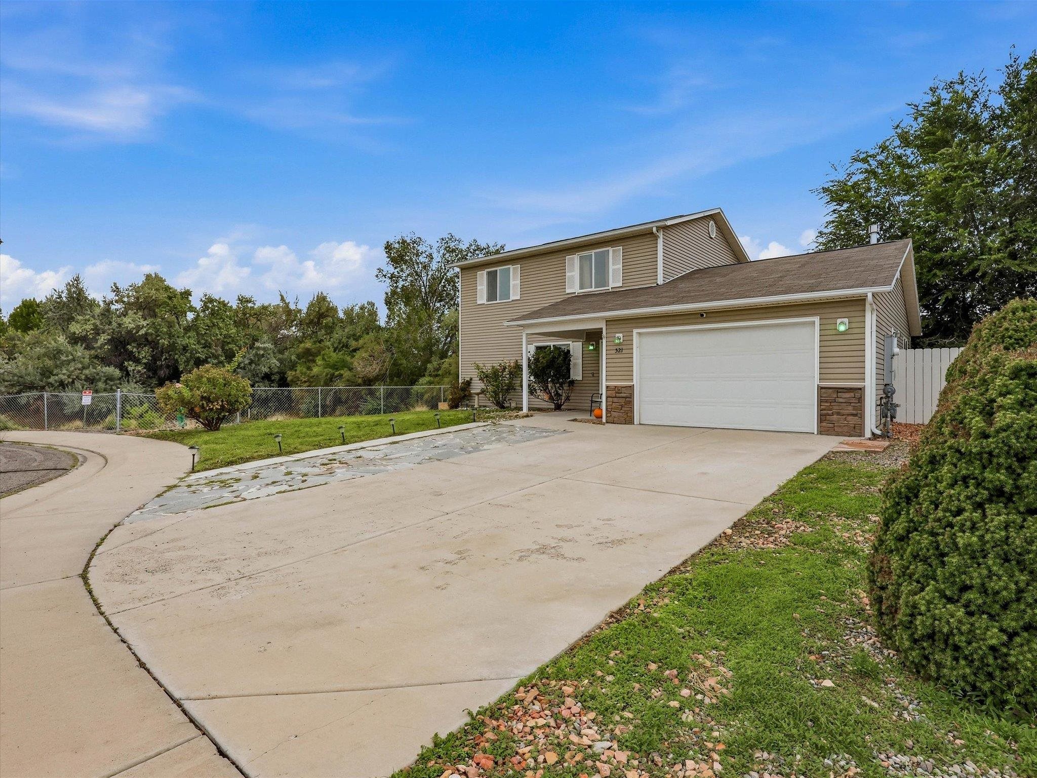 521 Purple Ash Circle Property Photo 4