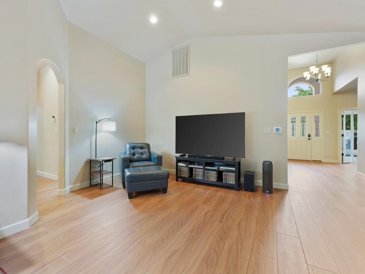 2977 Fairway View Drive Property Photo 5