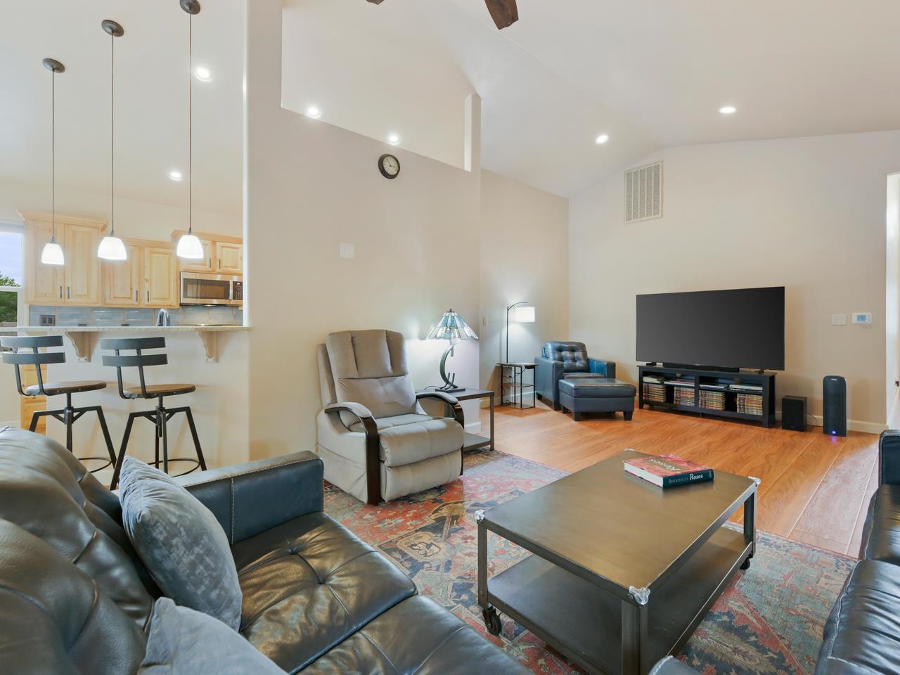 2977 Fairway View Drive Property Photo 6