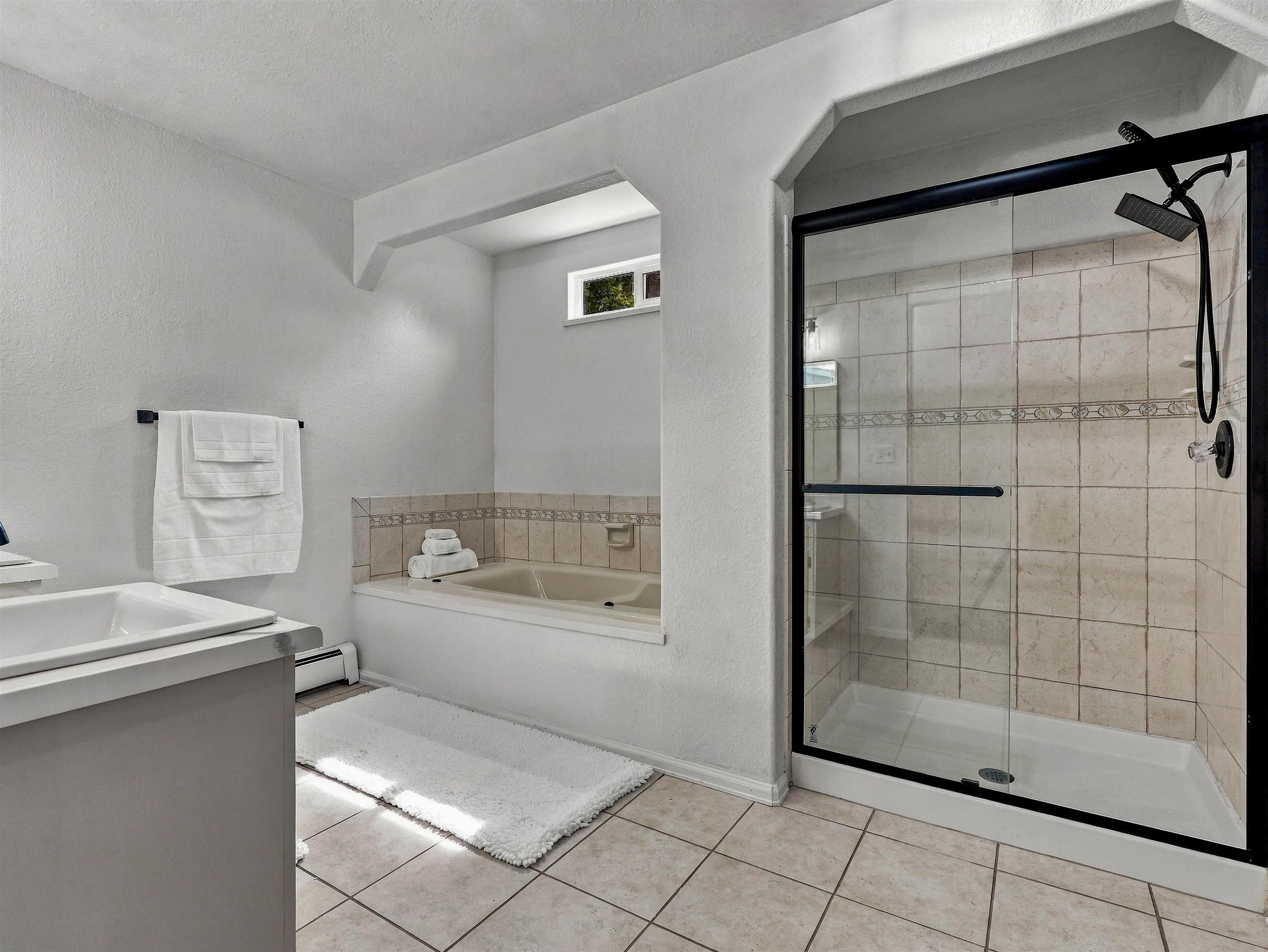 642 Avalon Court Property Photo 14