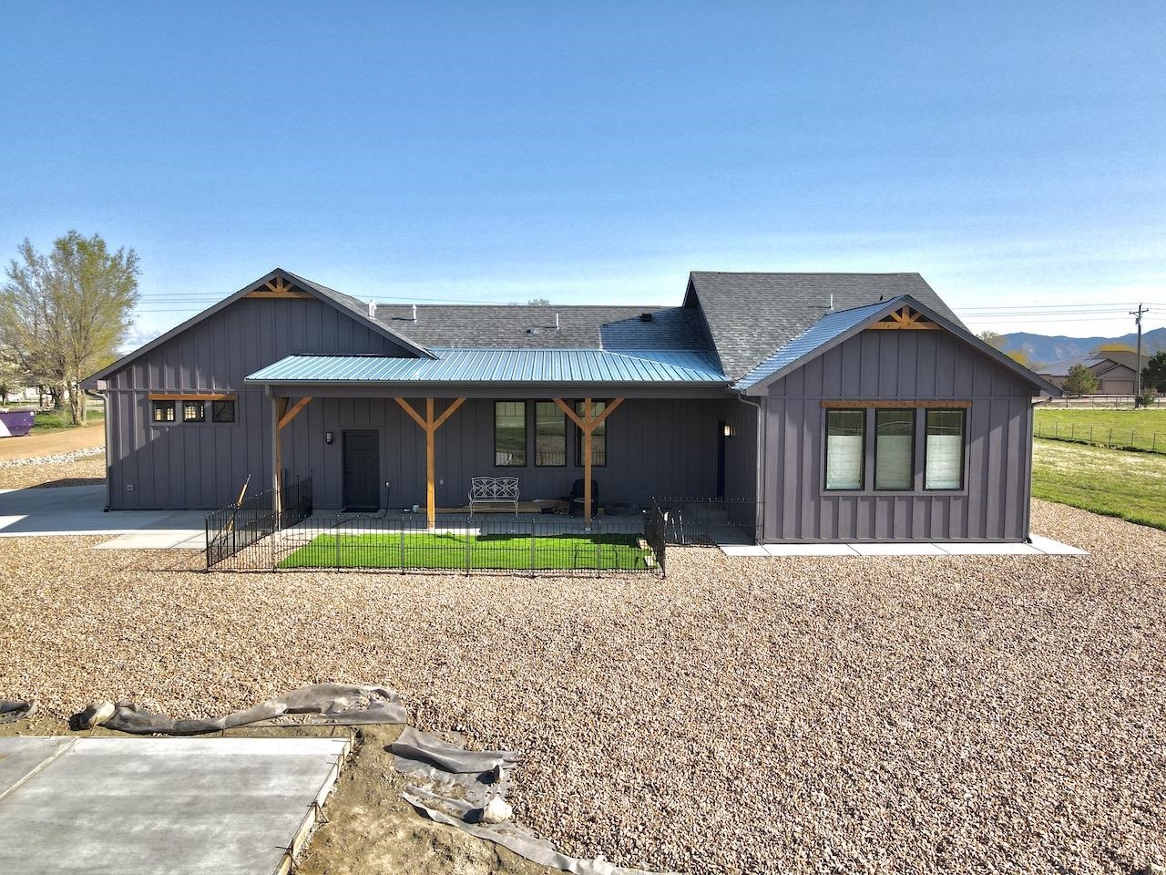 2019 I Road Property Photo 3