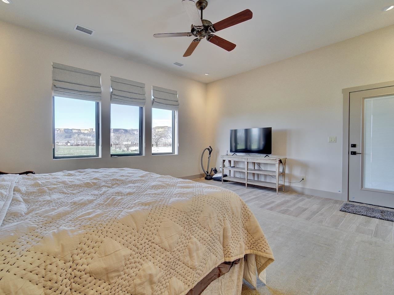 2019 I Road Property Photo 13