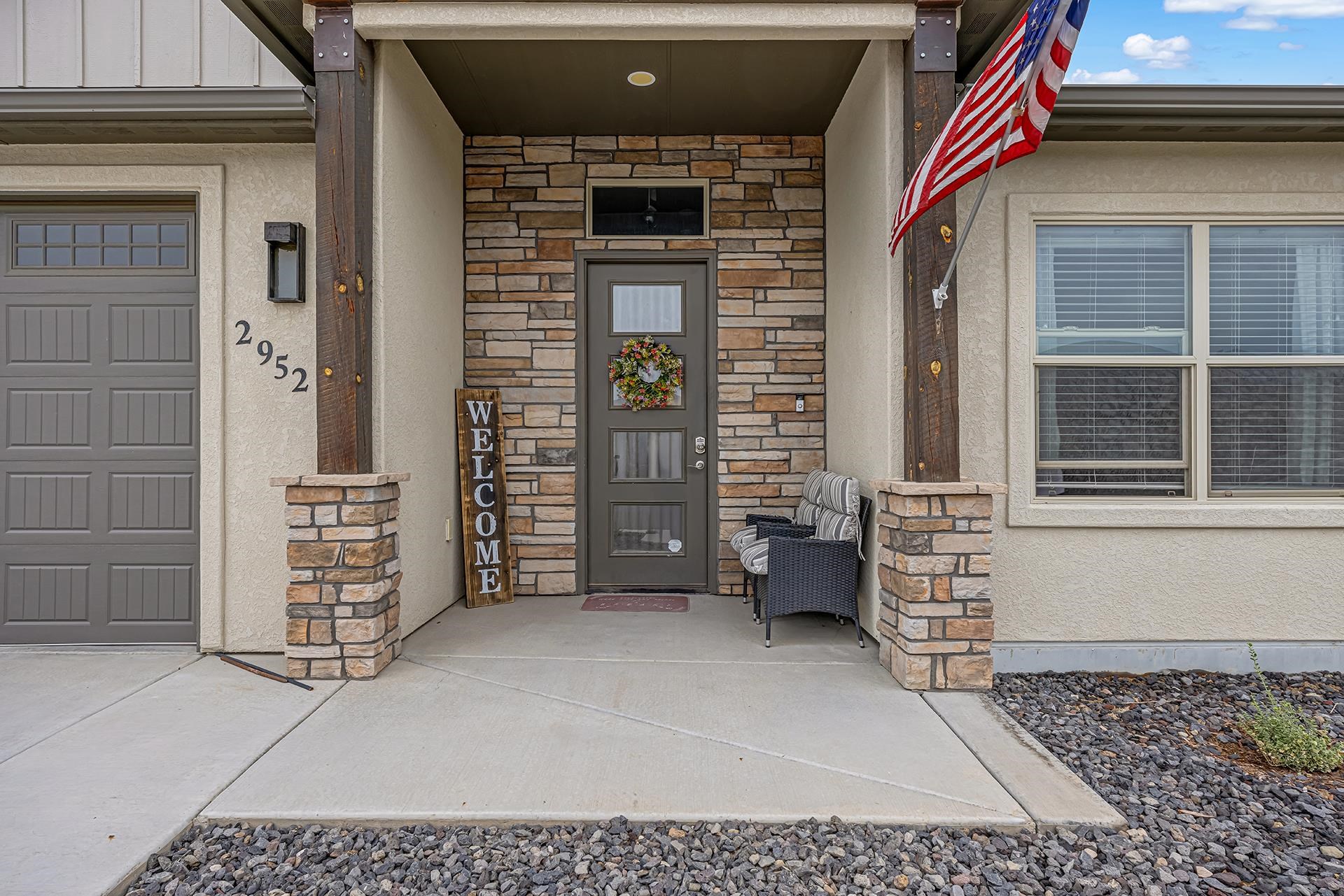 2952 Heron Drive Property Photo 2