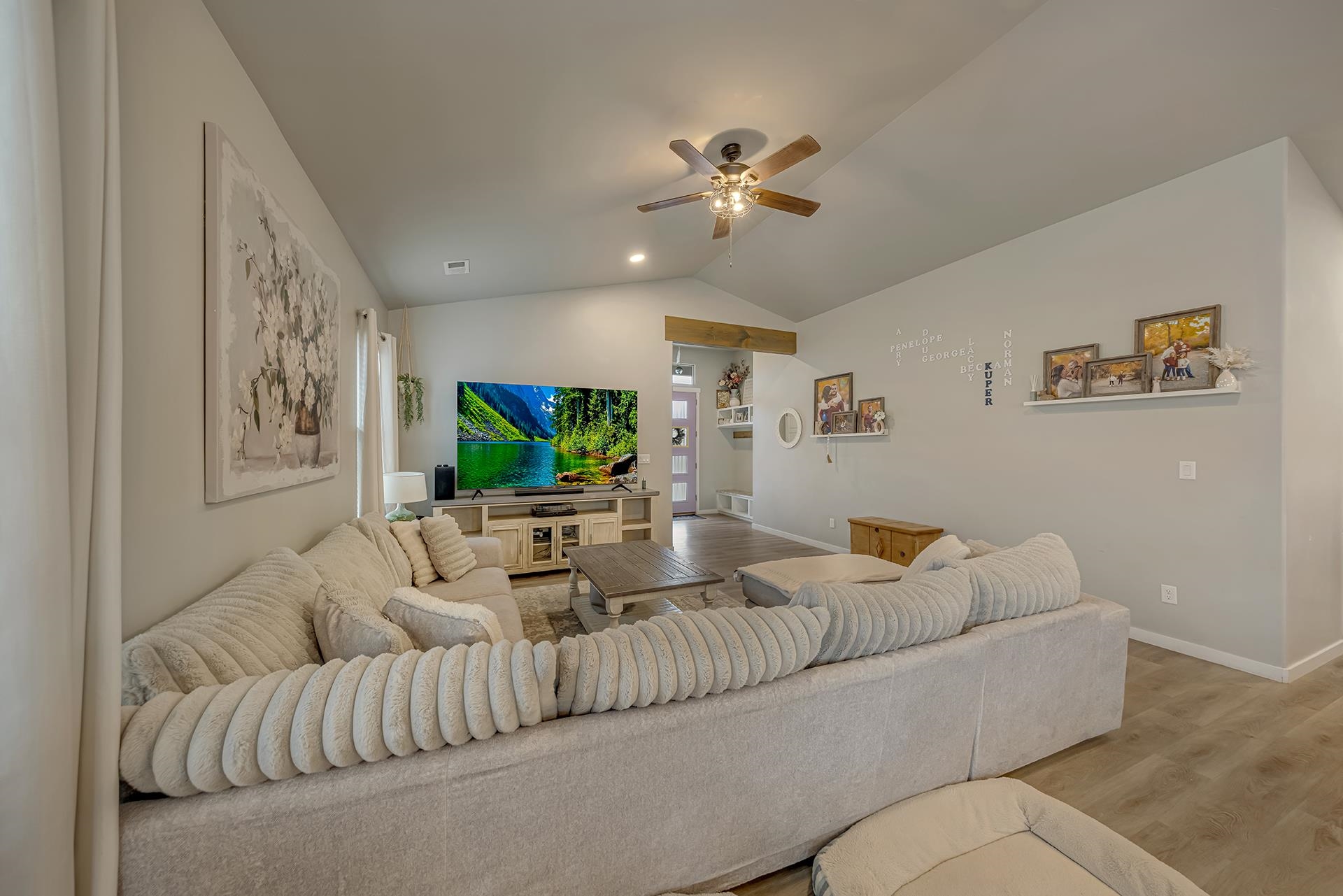 2952 Heron Drive Property Photo 14