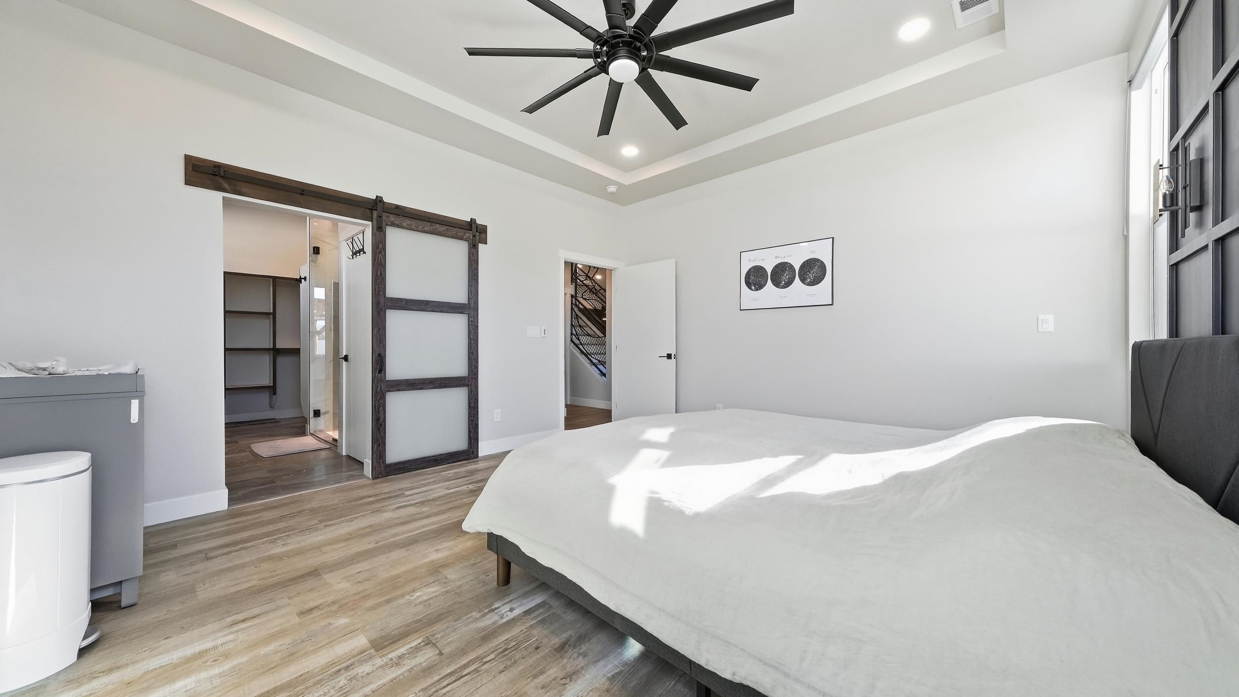 2457 Garden Road Property Photo 14