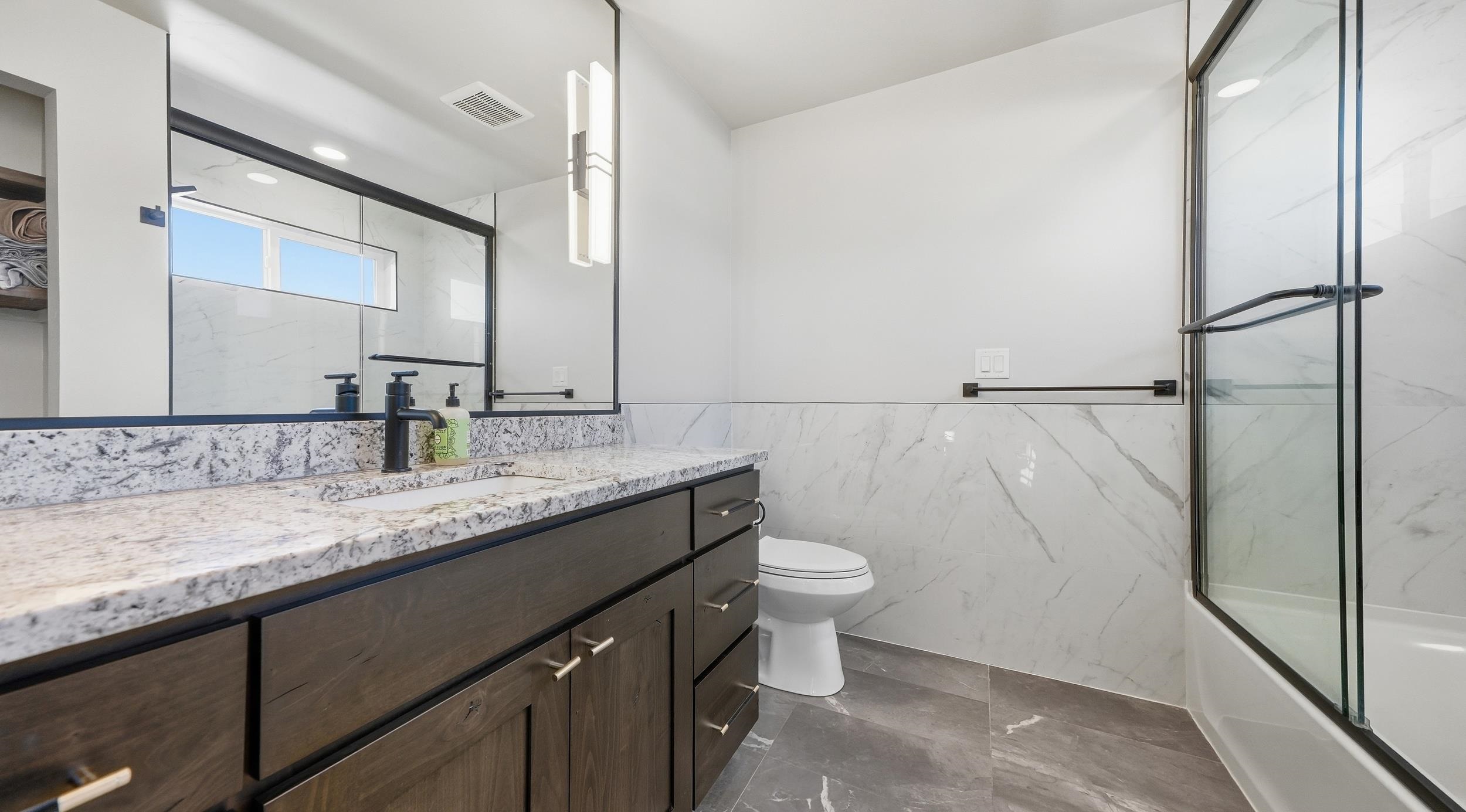 2457 Garden Road Property Photo 24