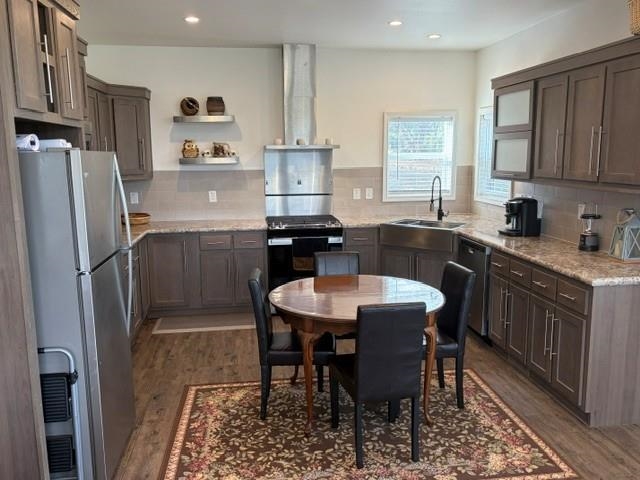 254 Waterview Cove Property Photo 5