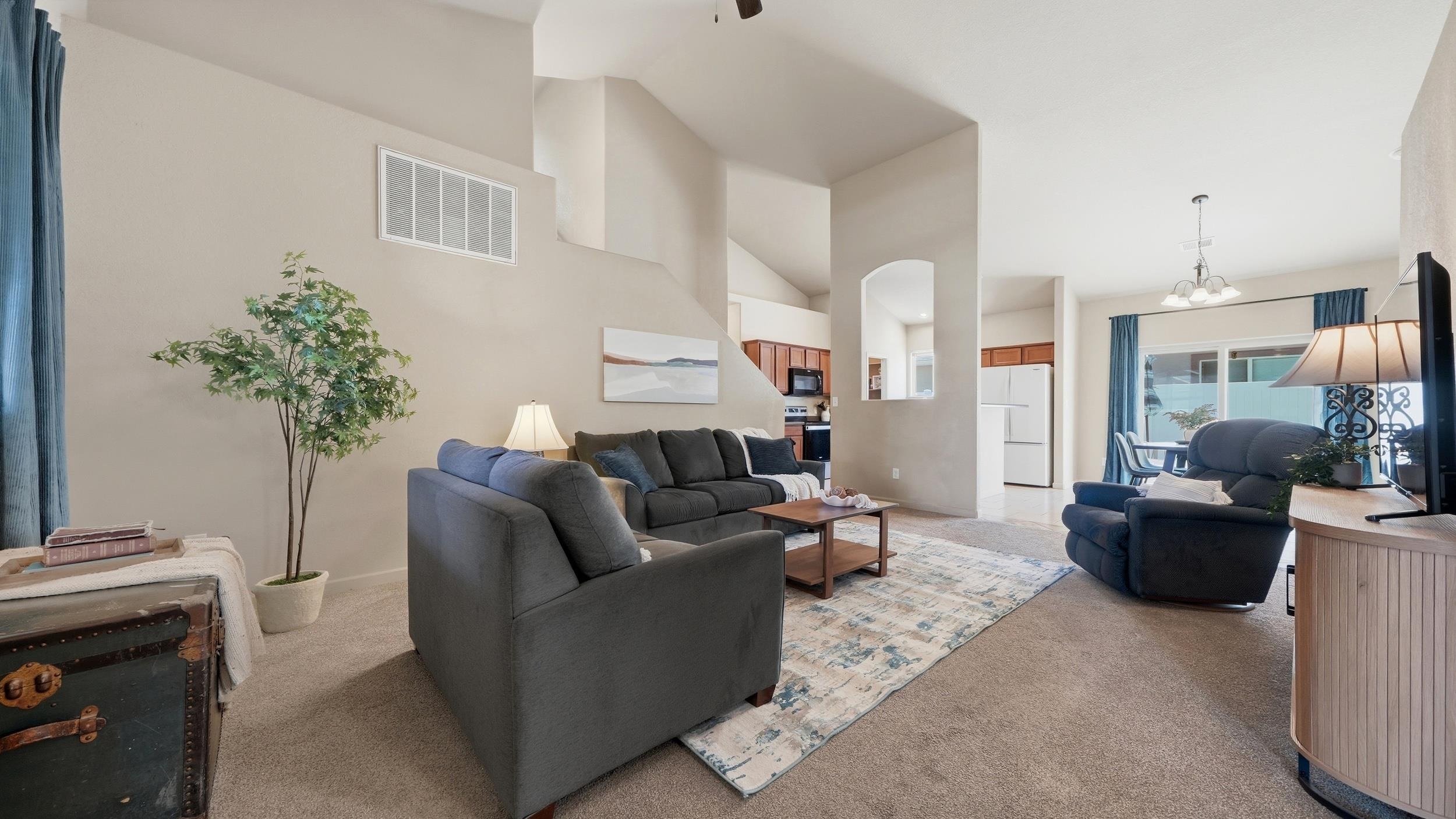 667 Tabor Avenue Property Photo 4
