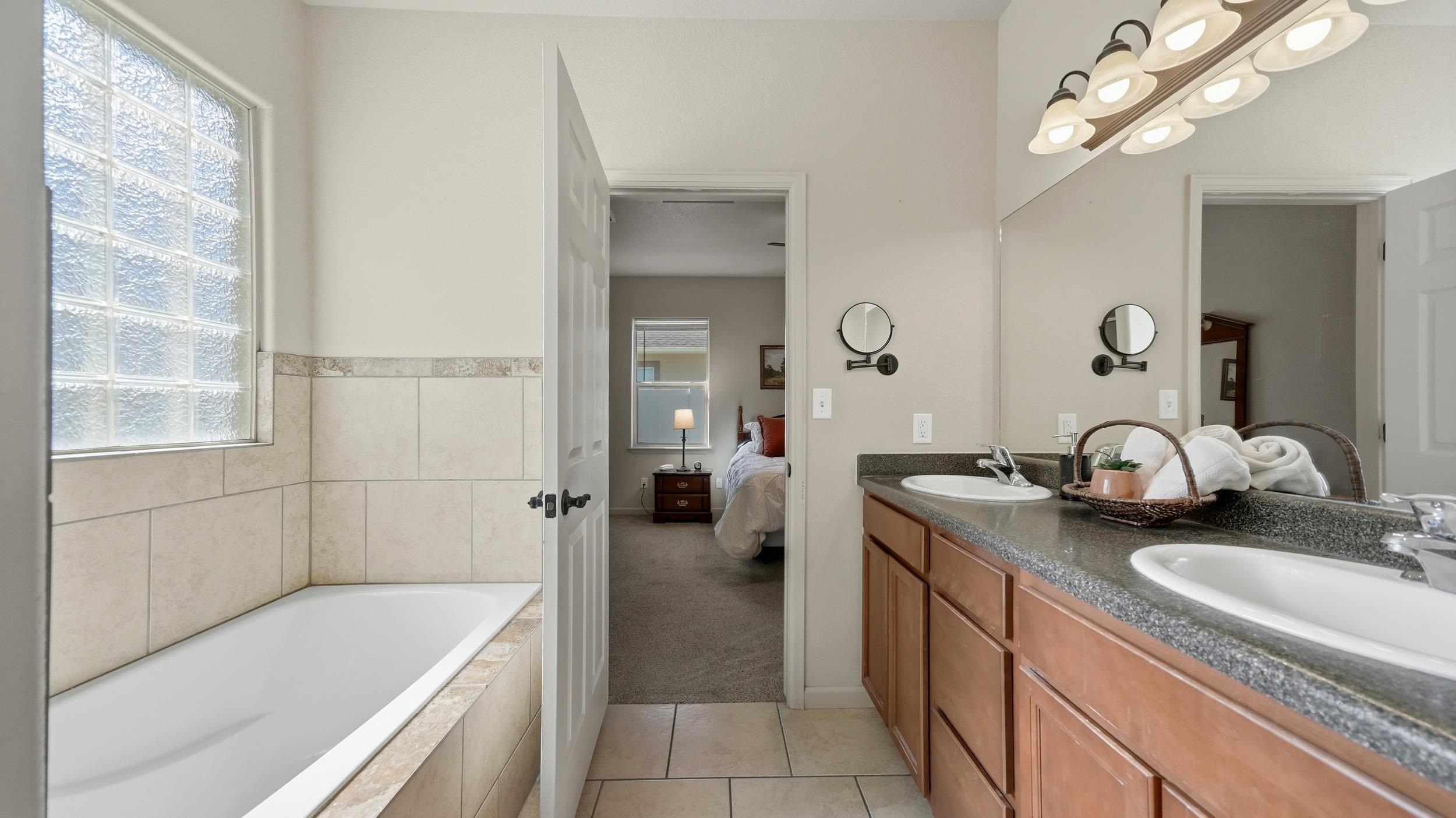 667 Tabor Avenue Property Photo 10