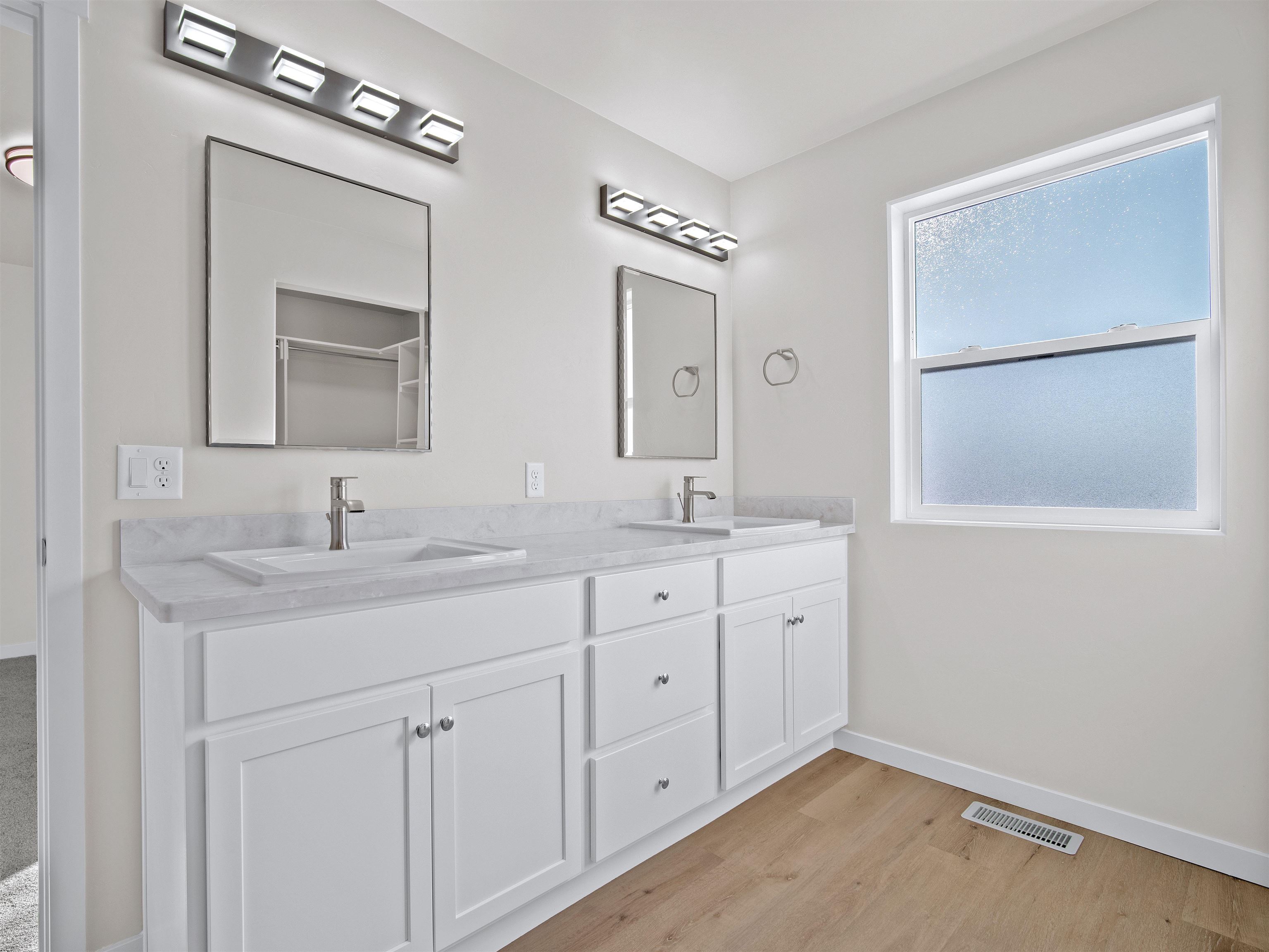 2773 Caspian Way Property Photo 14